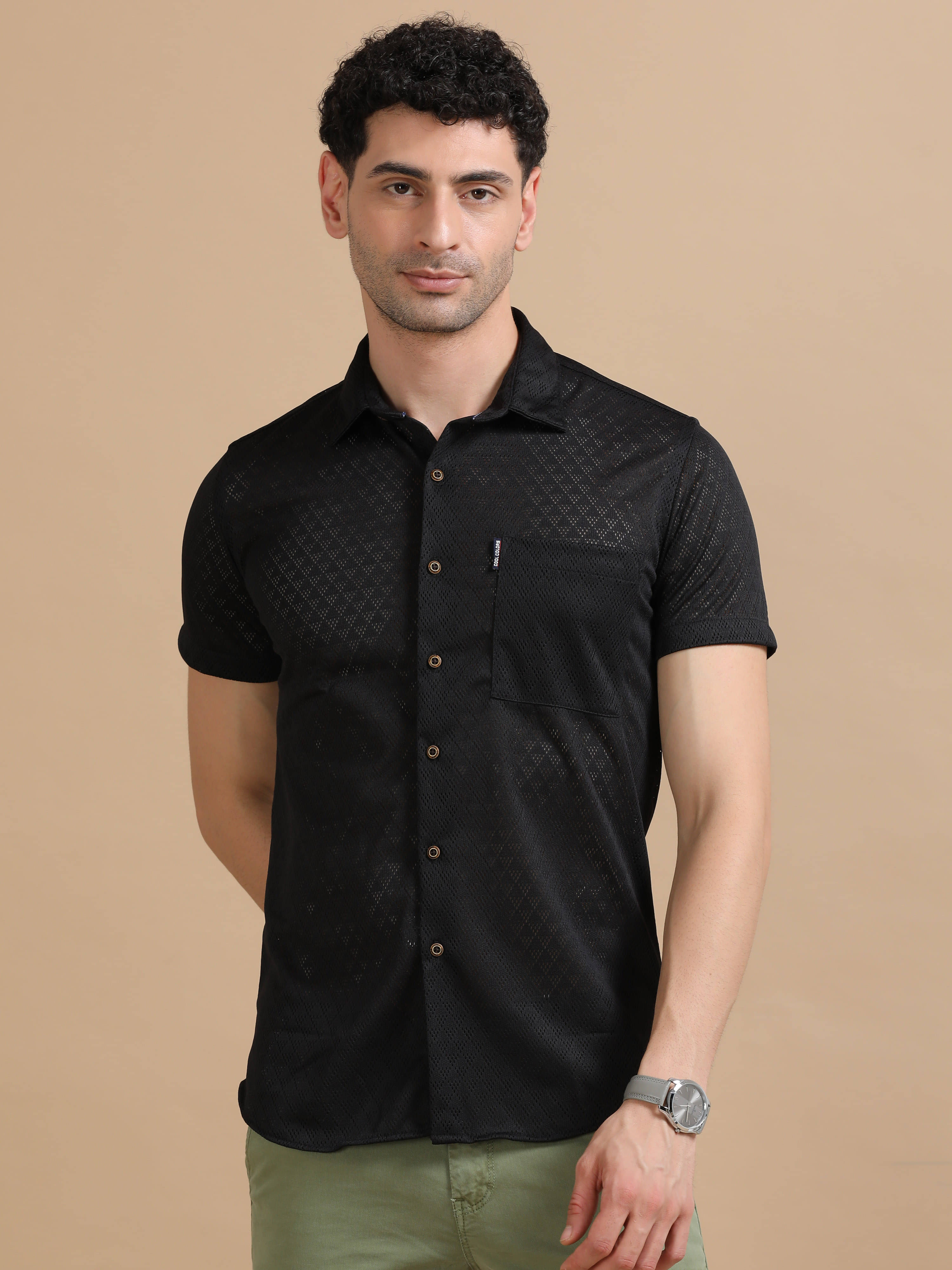     			Cool Colors 100% Cotton Slim Fit Printed Half Sleeves Men's Casual Shirt - Black ( Pack of 1 )