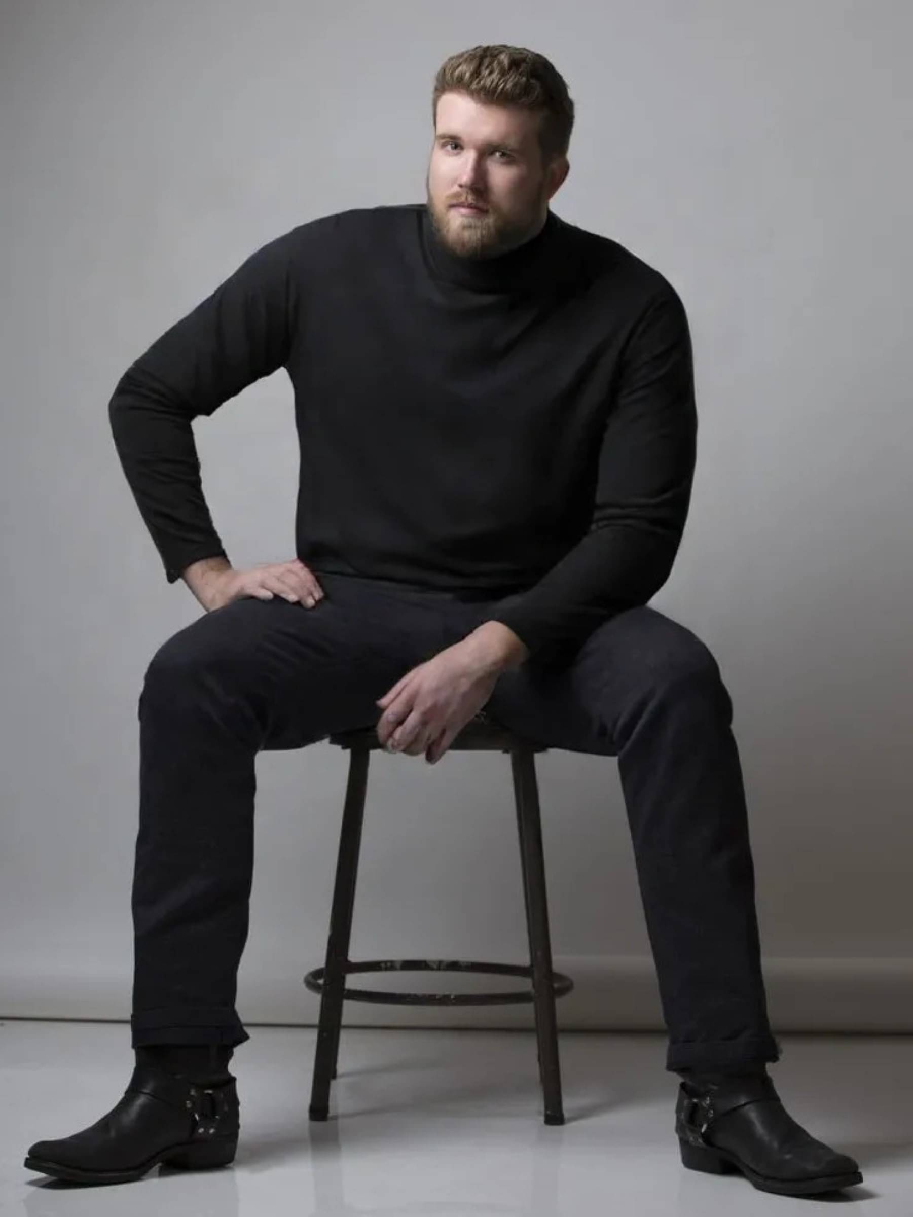 MAYKR Woollen High Neck Men's Full Sleeves Pullover Sweater - Black ( Pack of 1 ) MAYKR Woollen High Neck Men's Full Sleeves Pullover Sweater - Black ( Pack of 1 )