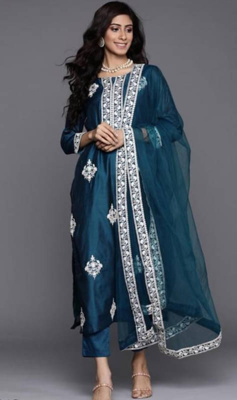     			Supar Sleave Viscose Embroidered Kurti With Pants Women's Stitched Salwar Suit - Dark Green ( Pack of 1 )