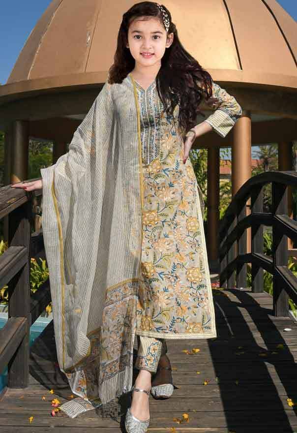 Bholukart Girls Cotton Blend Kurti with Salwar ( Pack of 1 , Multicolor )