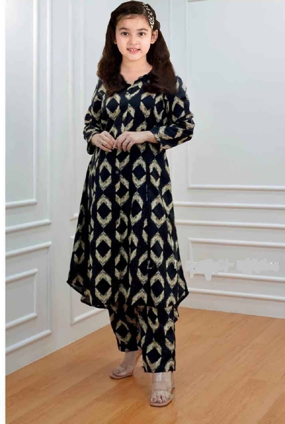 Bholukart Girls Cotton Blend Kurti with Salwar ( Pack of 1 , Black ) Bholukart Girls Cotton Blend Kurti with Salwar ( Pack of 1 , Black )