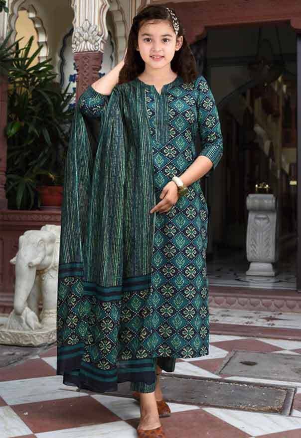 Bholukart Girls Cotton Blend Kurti with Salwar ( Pack of 1 , Green )