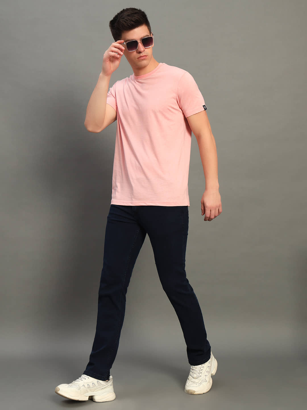 GET GOLF Cotton Blend Regular Fit Solid Half Sleeves Men's Round T-Shirt - Pink ( Pack of 1 )