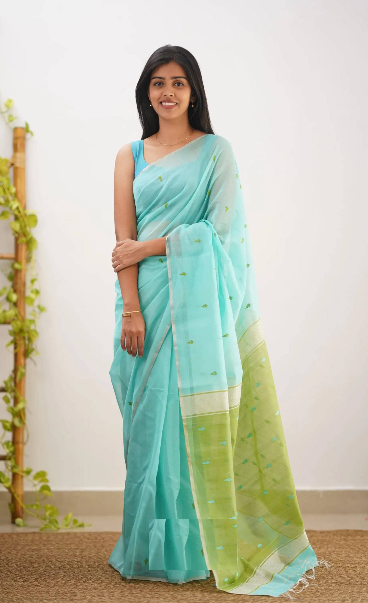    			JULEE Chanderi Woven Saree With Unstitched Blouse Piece ( Multicolor 5 )