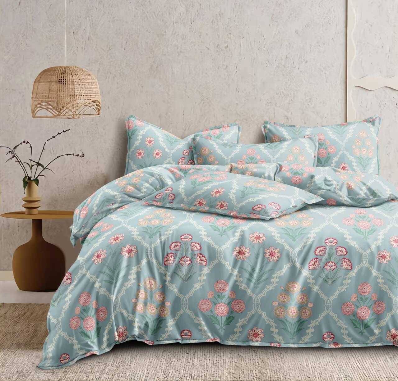     			NeLeo Poly Cotton 1 Double King Bedsheet with 4 Pillow Covers ( Sky Blue )