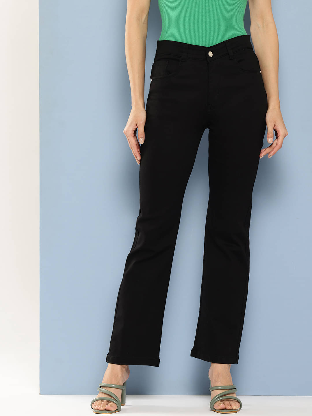     			Aarika - Black Denim Regular Fit Women's Jeans ( Pack of 1 )