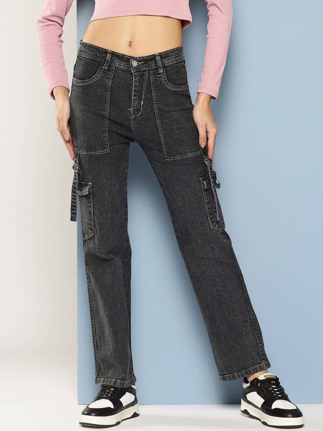     			Aarika - Black Denim Regular Fit Women's Jeans ( Pack of 1 )