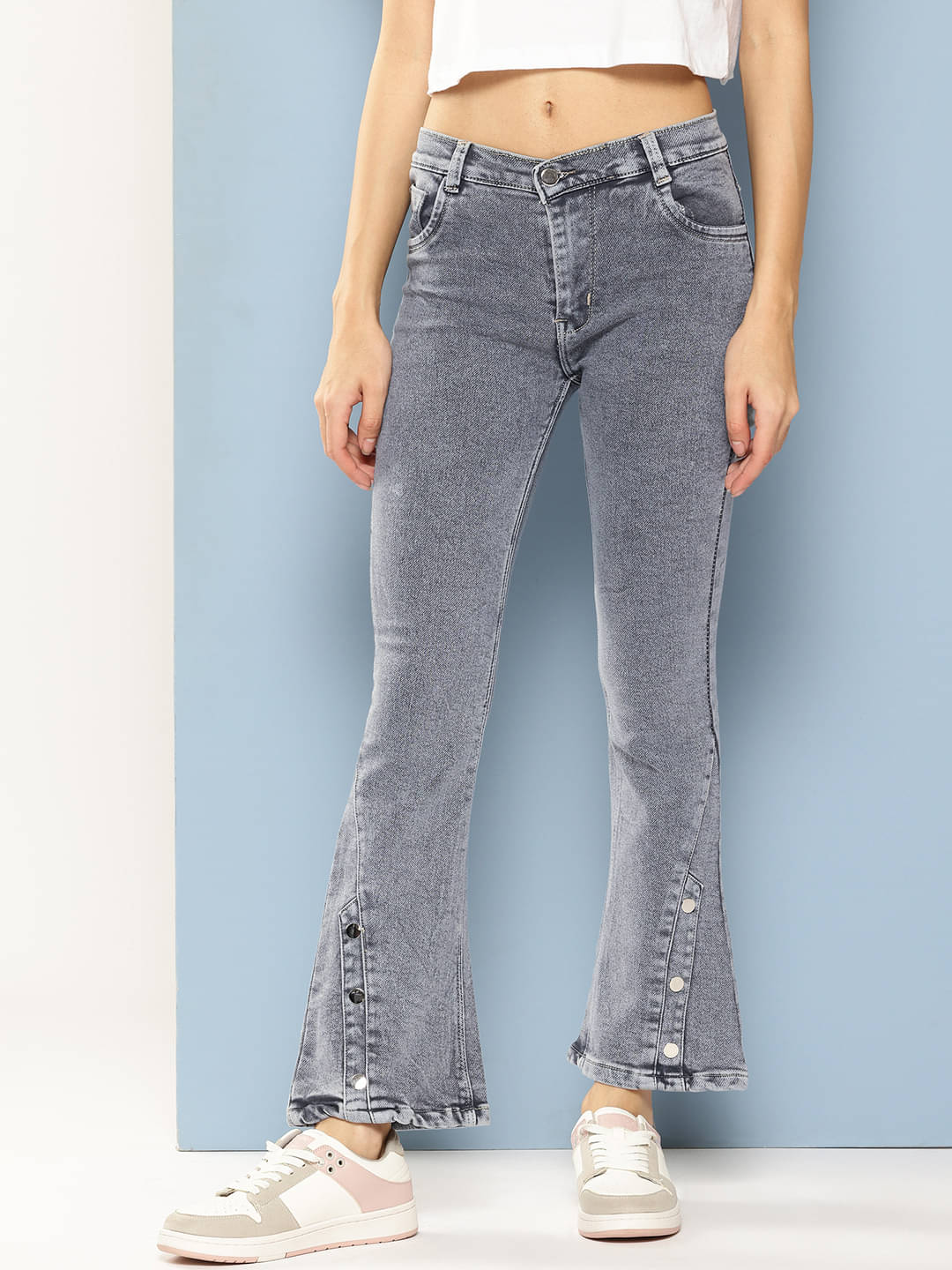     			Aarika - Grey Denim Regular Fit Women's Jeans ( Pack of 1 )
