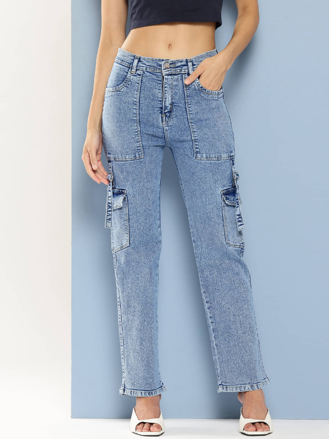     			Aarika - Light Blue Denim Regular Fit Women's Jeans ( Pack of 1 )