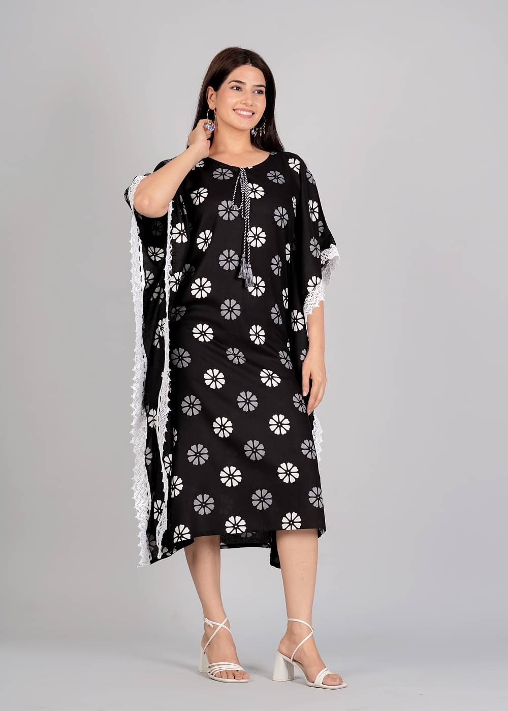 Gobya Pack of 1 Rayon Printed Kaftan Women's Kurti - ( Black ) Gobya Pack of 1 Rayon Printed Kaftan Women's Kurti - ( Black )