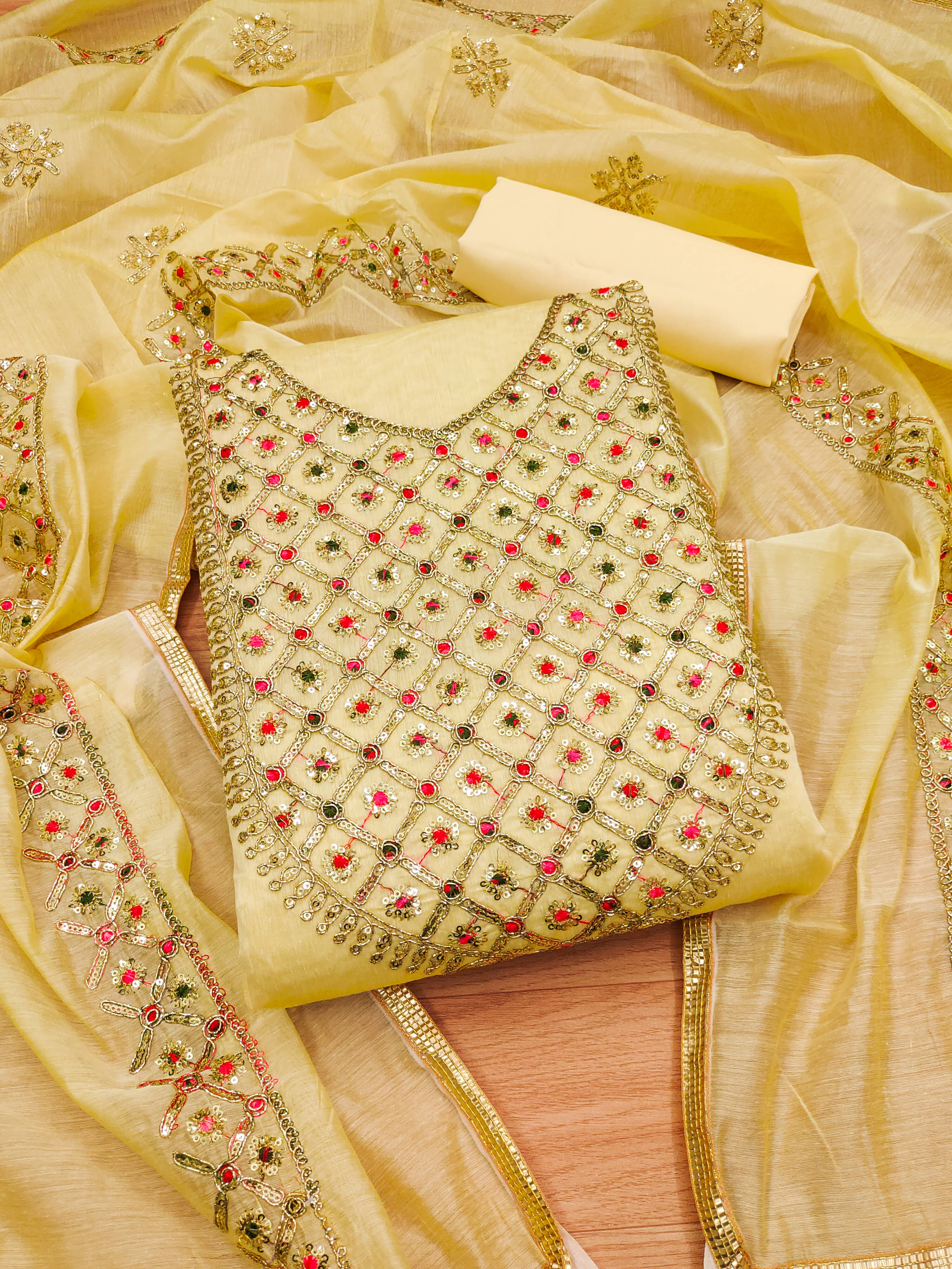     			Nayanthara Trends Unstitched Chanderi Embroidered Dress Material - Yellow ( Pack of 1 )