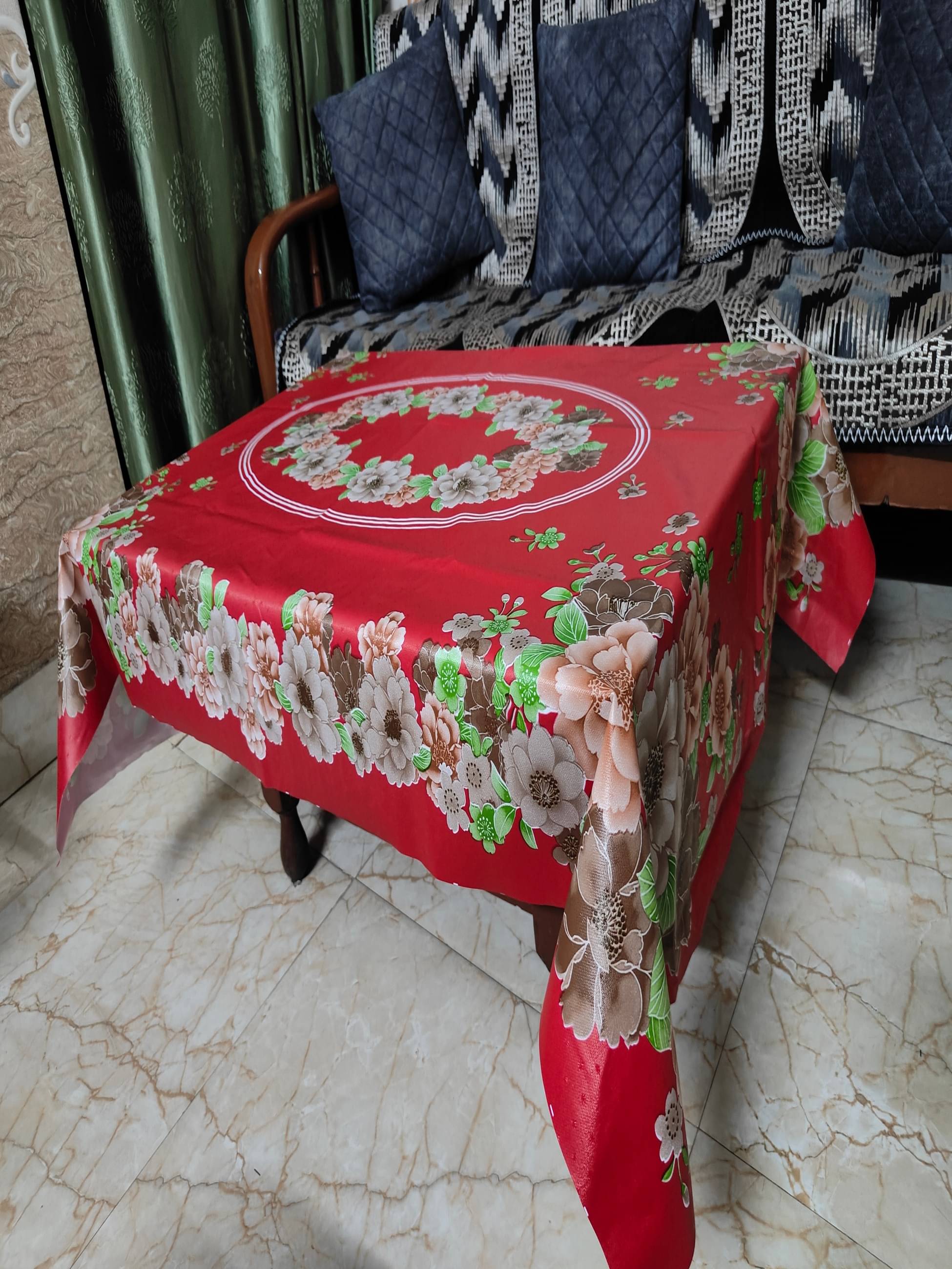     			ROYAL - NEST Printed Polyester 2 Seater Rectangle Table Cover ( 137 x 91 ) cm Pack of 1 Red