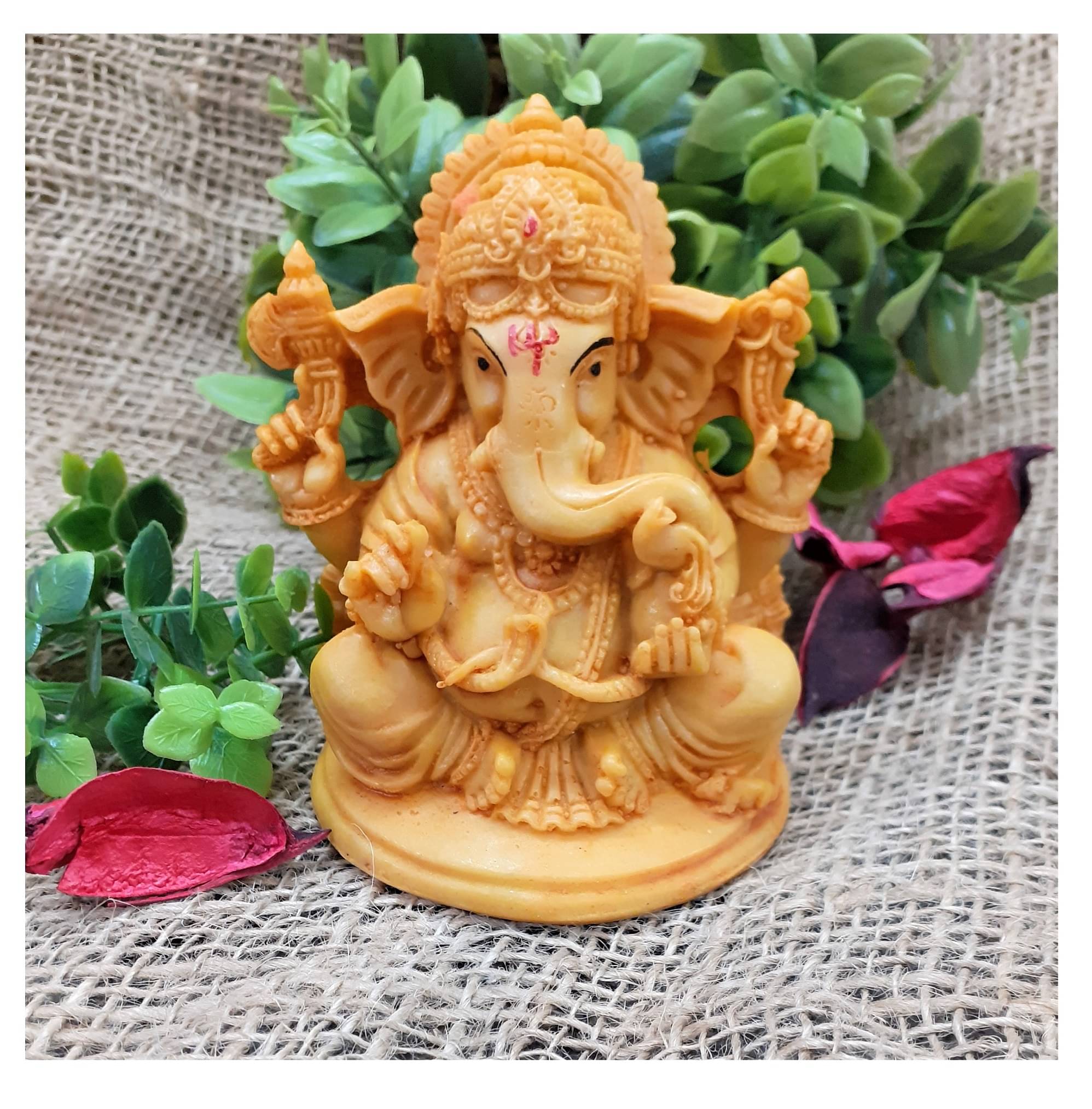 Afterstitch Ganesha God Idols Lord Ganpati Bappa Statue Figurines (Pack of 1) Afterstitch Ganesha God Idols Lord Ganpati Bappa Statue Figurines (Pack of 1)
