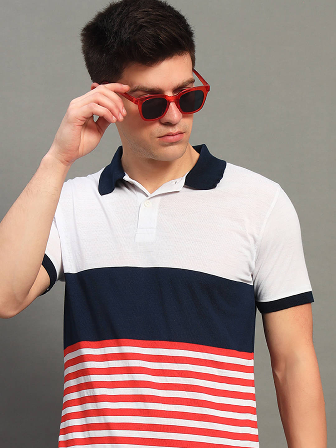 GET GOLF Pack of 1 Cotton Blend Regular Fit Striped Half Sleeves Men's Polo T Shirt ( Multicolor1 )     			GET GOLF Pack of 1 Cotton Blend Regular Fit Striped Half Sleeves Men's Polo T Shirt ( Multicolor1 )