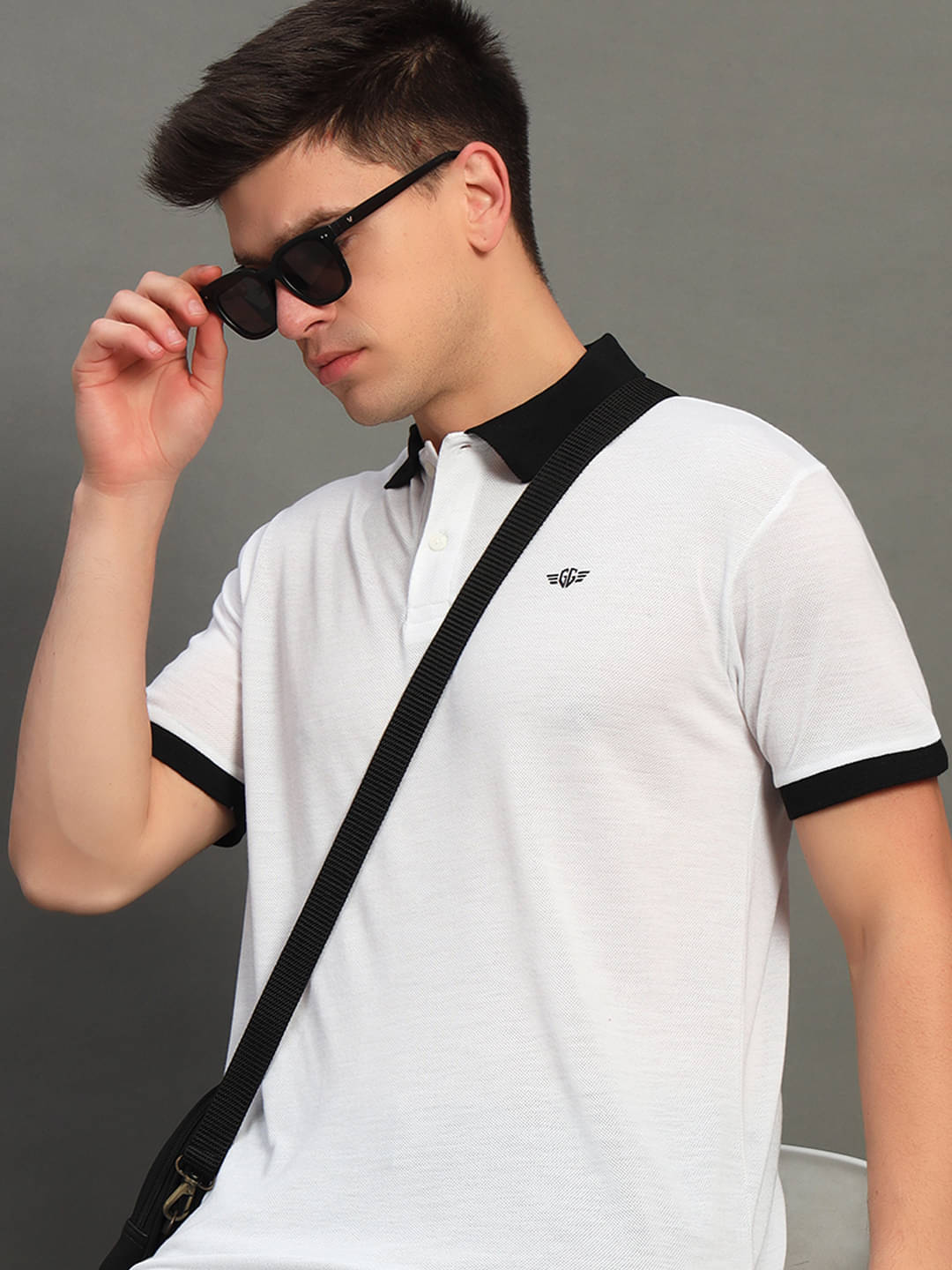 GET GOLF Pack of 1 Cotton Blend Regular Fit Solid Half Sleeves Men's Polo T Shirt ( White )     			GET GOLF Pack of 1 Cotton Blend Regular Fit Solid Half Sleeves Men's Polo T Shirt ( White )