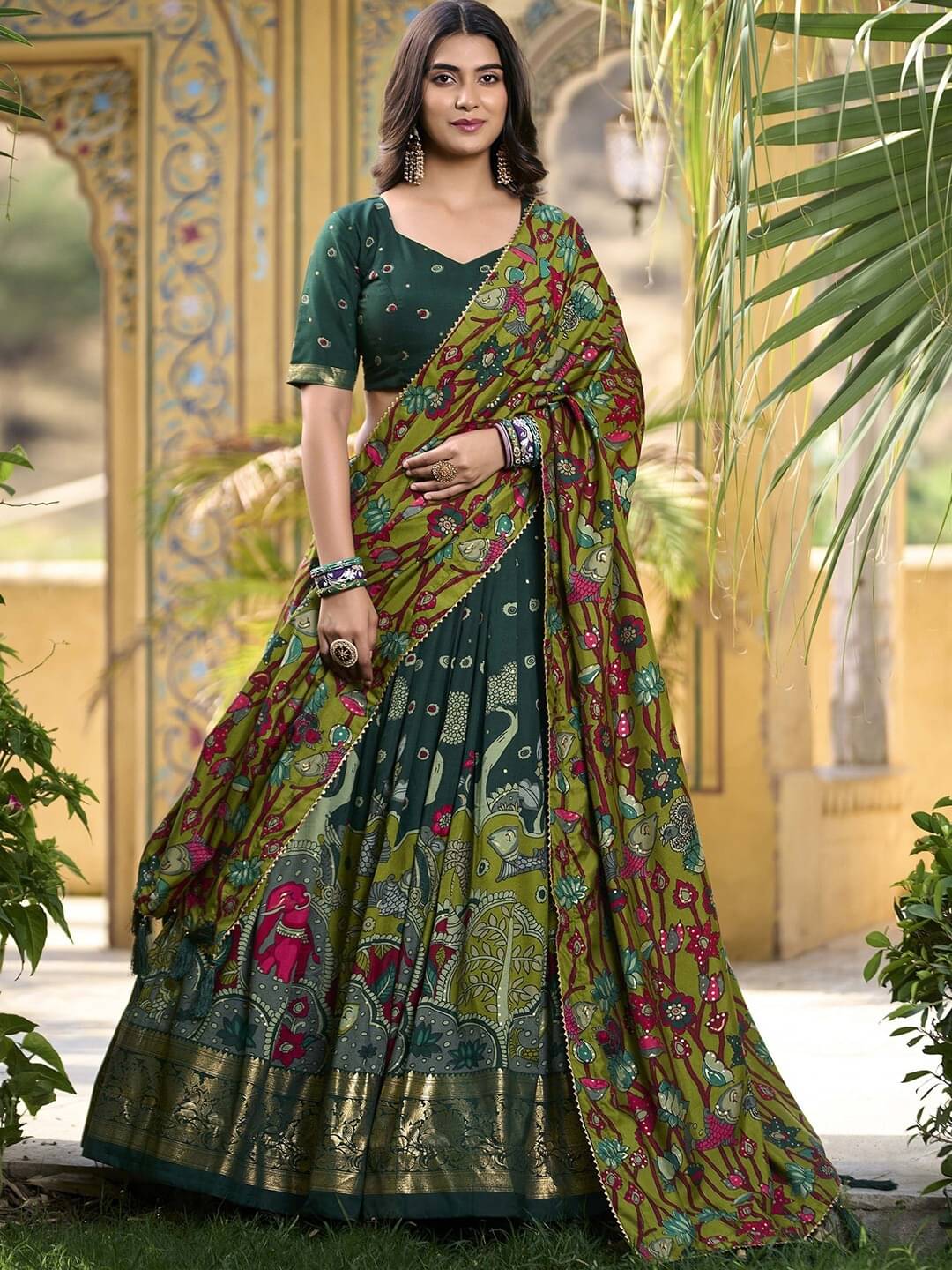 KRISHU ETHNICS Green Art Silk Circular Semi Stitched Lehenga KRISHU ETHNICS Green Art Silk Circular Semi Stitched Lehenga
