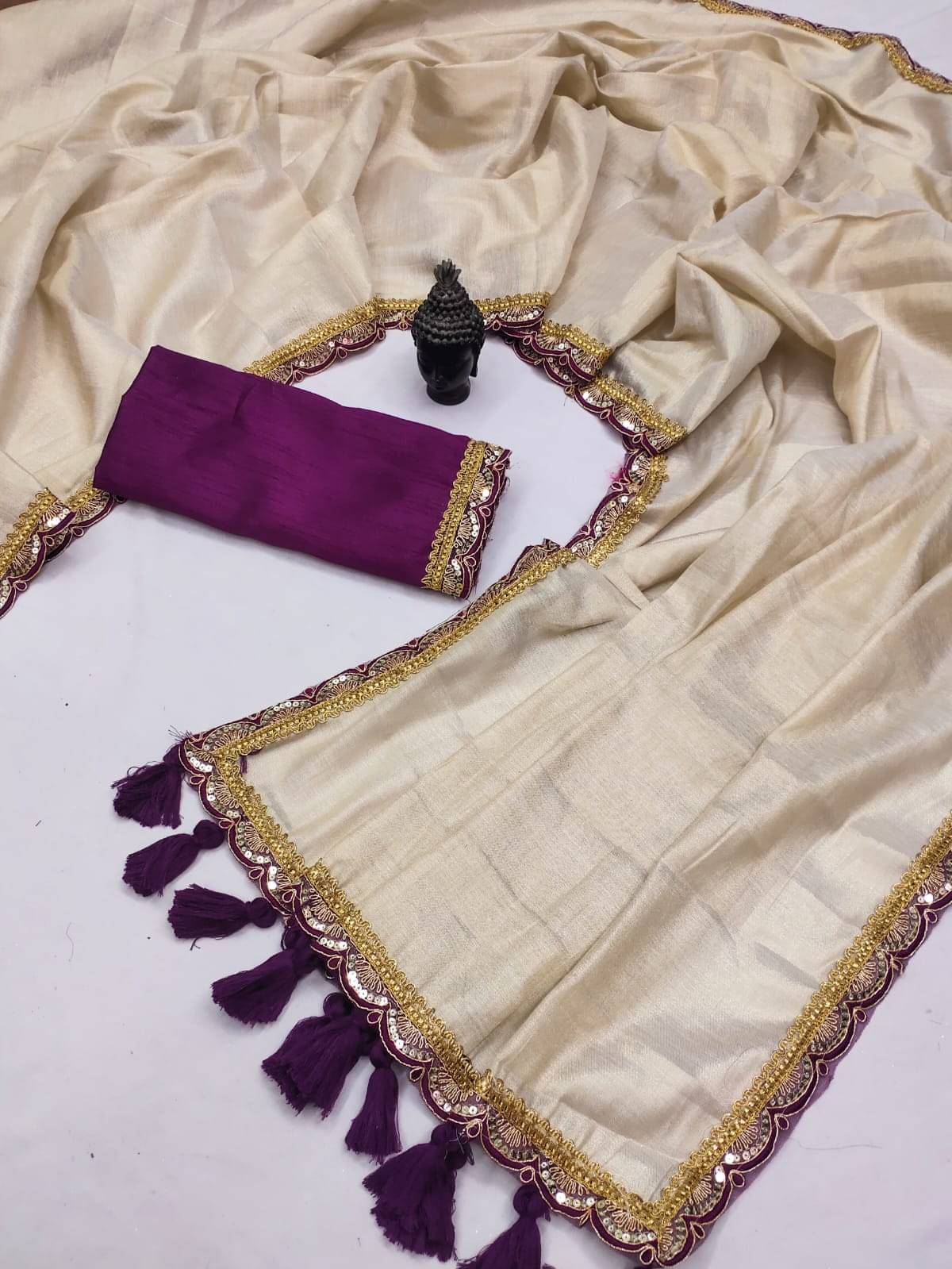 Kalpana Creation Silk Blend Embellished Saree With Unstitched Blouse Piece ( Beige ) Kalpana Creation Silk Blend Embellished Saree With Unstitched Blouse Piece ( Beige )