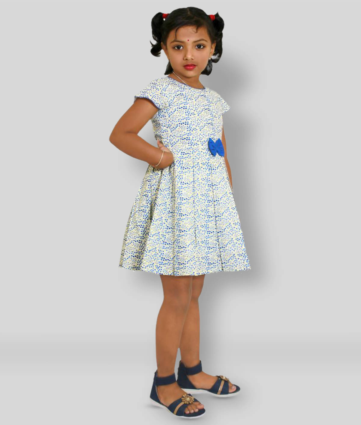 Me N My CLOSET 100% Cotton Frock For Girls ( Pack of 1 , Multicolor )     			Me N My CLOSET 100% Cotton Frock For Girls ( Pack of 1 , Multicolor )