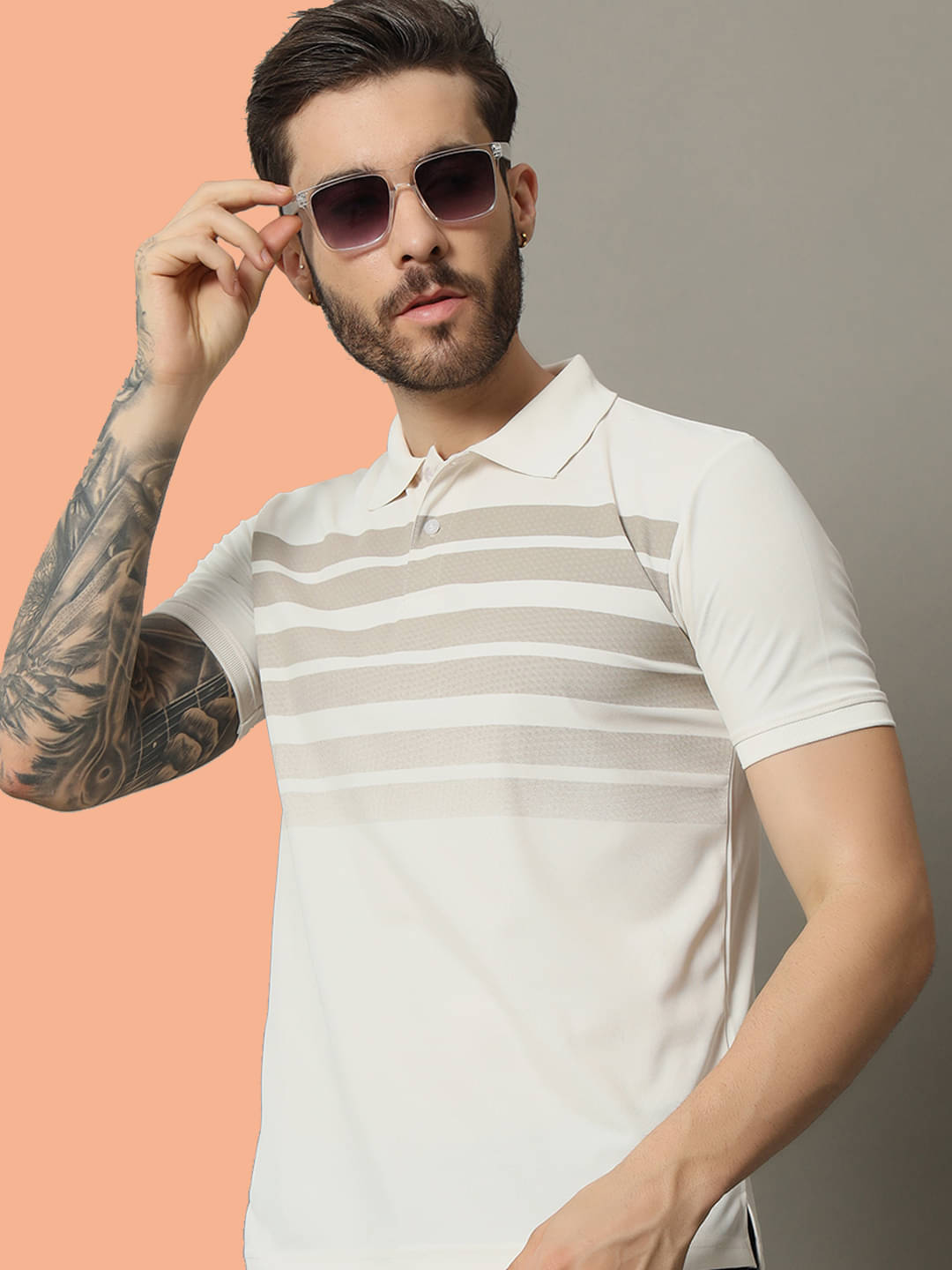     			Nuovo Pack of 1 Cotton Blend Regular Fit Printed Half Sleeves Men's Polo T Shirt ( White )
