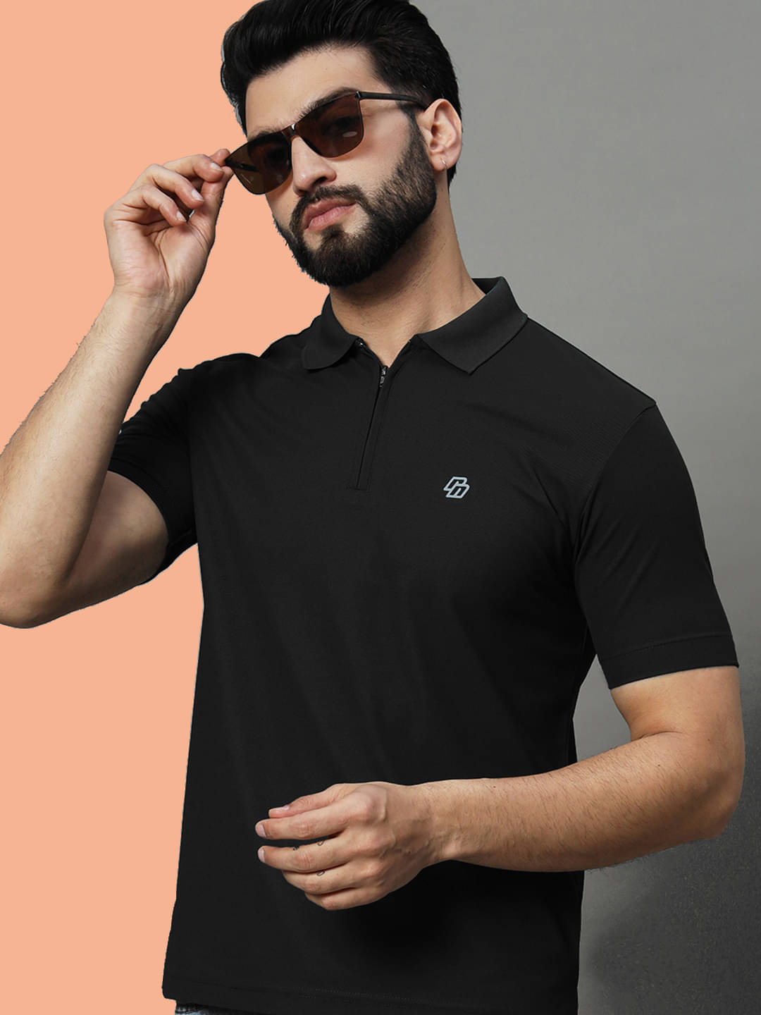    			Nuovo Pack of 1 Cotton Blend Regular Fit Solid Half Sleeves Men's Polo T Shirt ( Black )