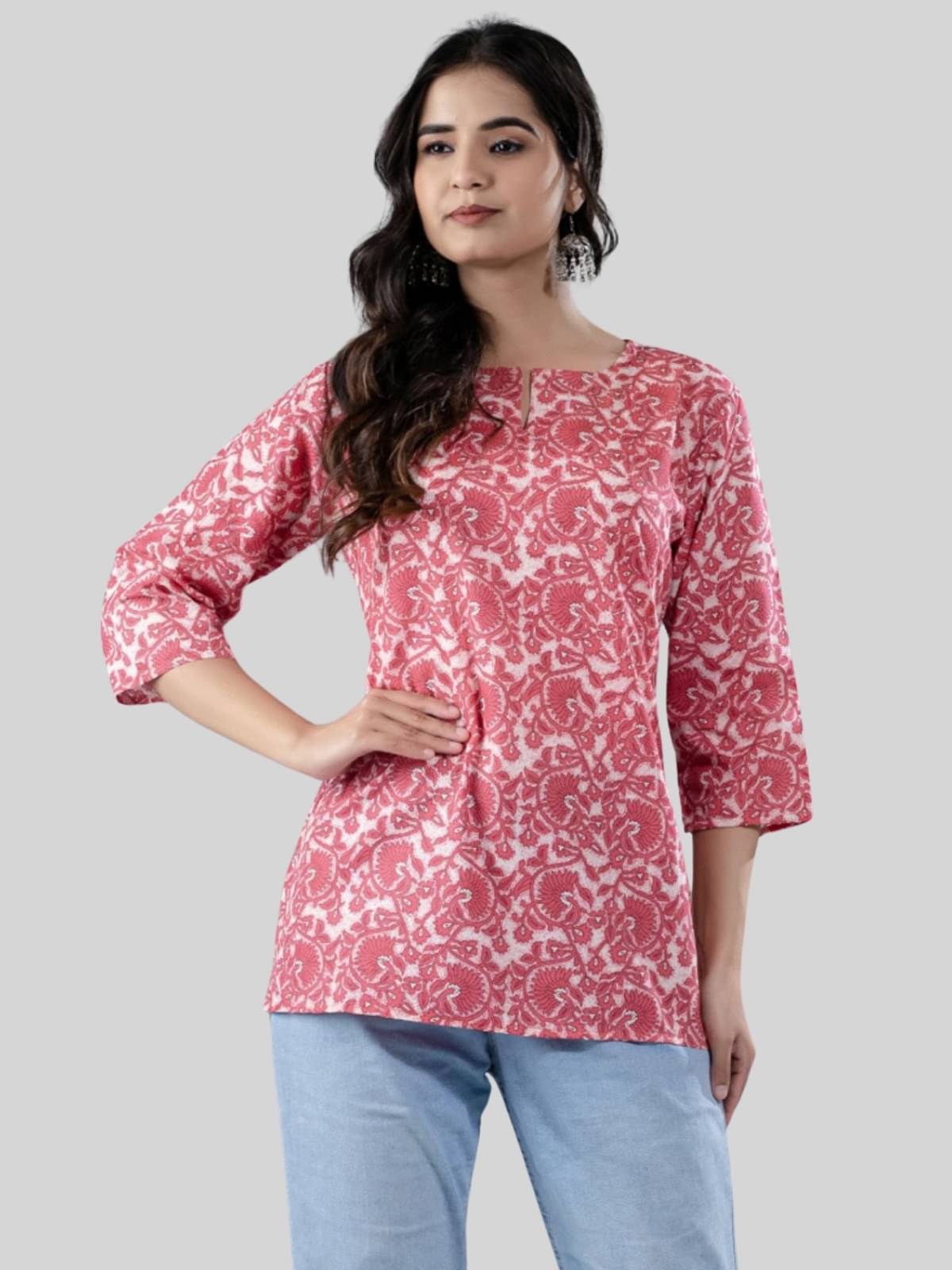     			Cotton Blend Short Kurti For Women (Pack of 1)