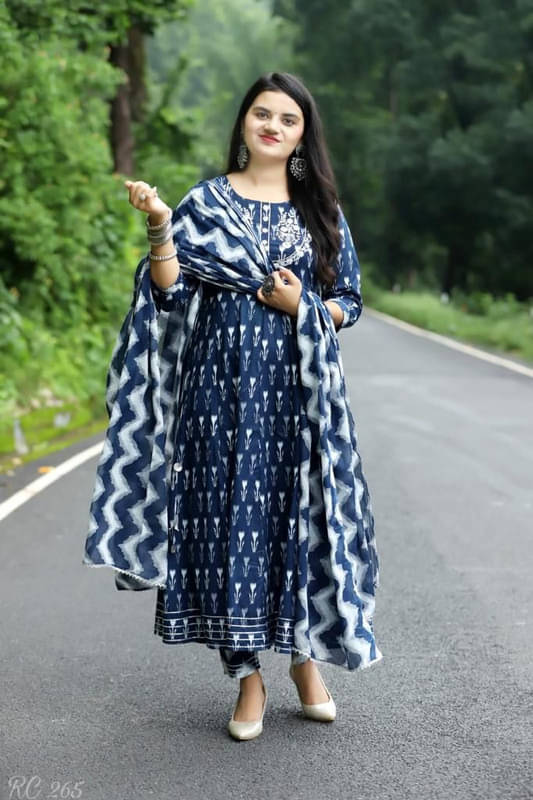     			Supar Sleave Viscose Embroidered Kurti With Pants Women's Stitched Salwar Suit - Blue ( Pack of 1 )