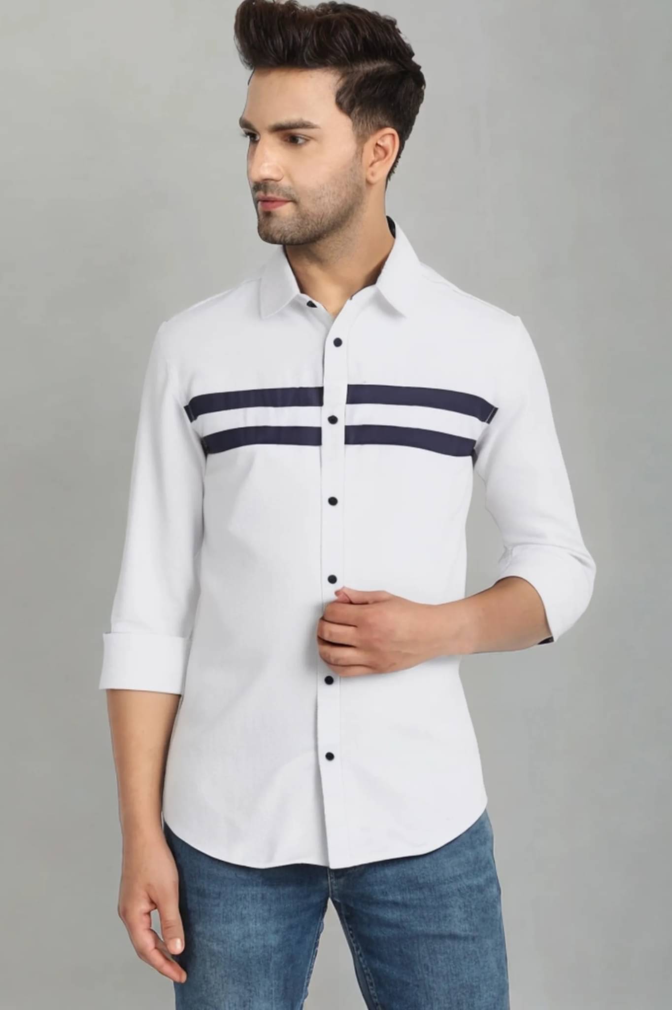     			VERTUSY Cotton Blend Regular Fit Striped Full Sleeves Men's Casual Shirt - White ( Pack of 1 )