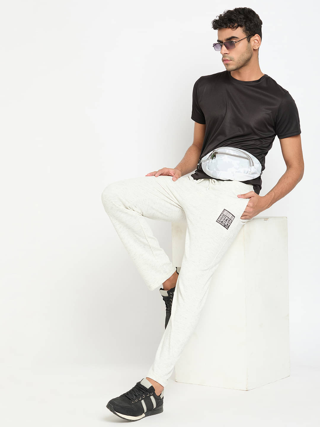 Club York OffWhite Cotton Blend Men's Trackpants ( Pack of 1 ) Club York OffWhite Cotton Blend Men's Trackpants ( Pack of 1 )