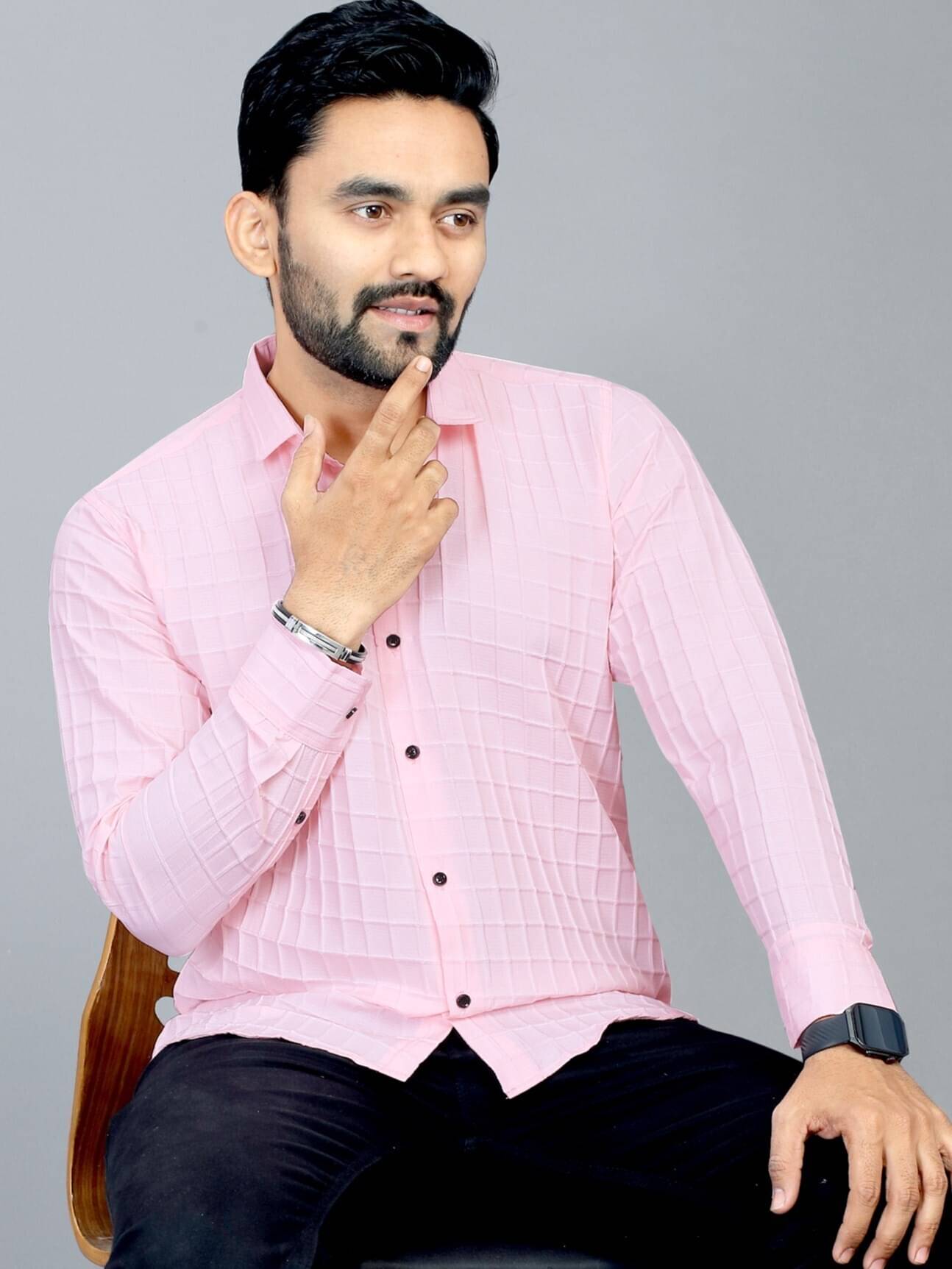 FABRIPPLE Poly Cotton Regular Fit Self Design Full Sleeves Men's Casual Shirt - Pink ( Pack of 1 ) FABRIPPLE Poly Cotton Regular Fit Self Design Full Sleeves Men's Casual Shirt - Pink ( Pack of 1 )