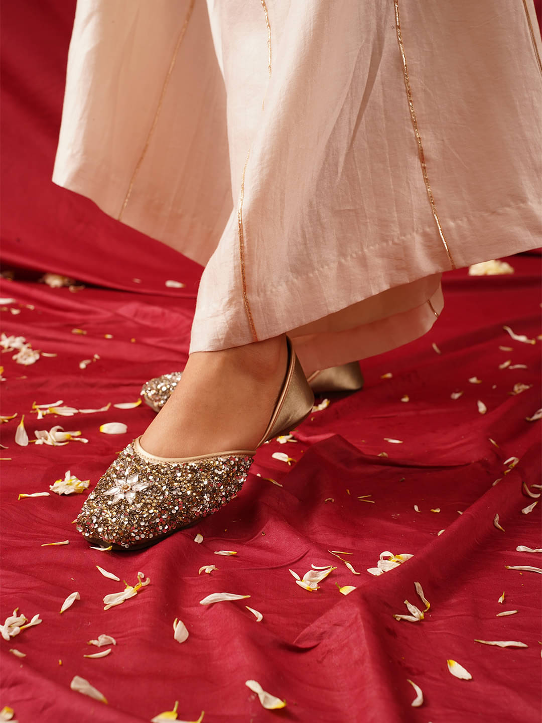     			JM Looks Green Women's Casual Ballerinas