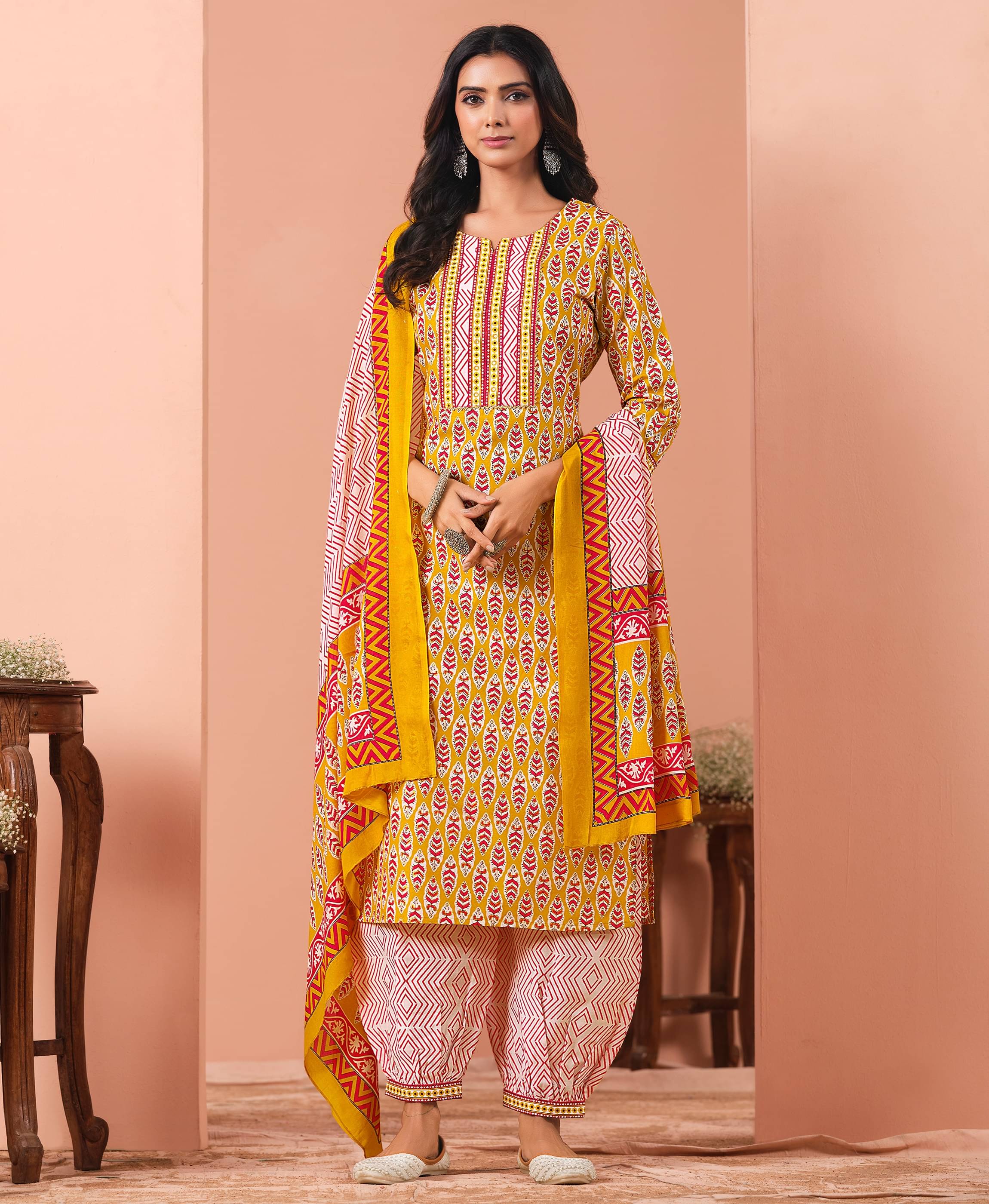 MOJILAA Cotton Blend Printed Kurti With Salwar Women's Stitched Salwar Suit - Yellow ( Pack of 1 )     			MOJILAA Cotton Blend Printed Kurti With Salwar Women's Stitched Salwar Suit - Yellow ( Pack of 1 )