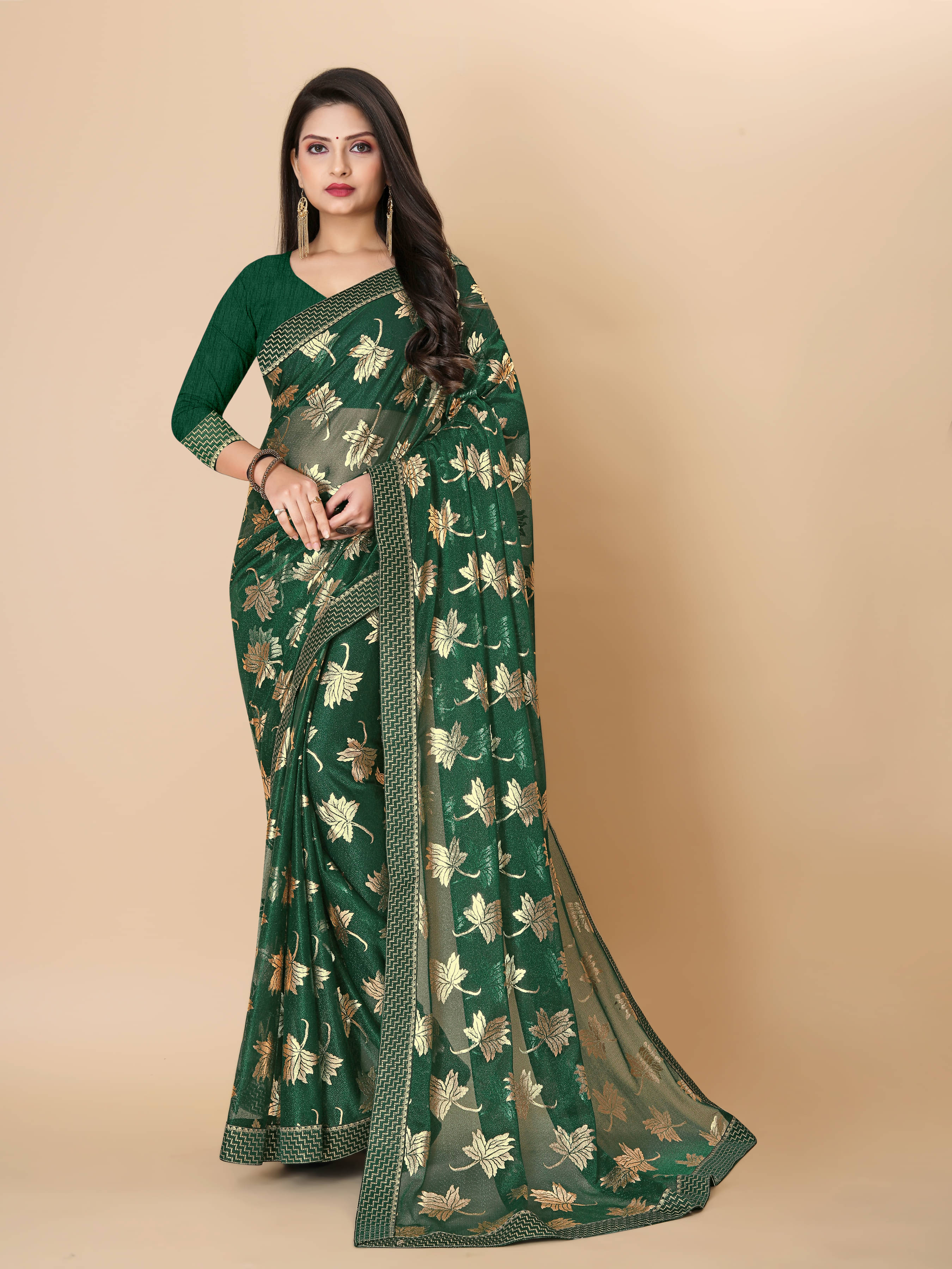     			SIMRISH Lycra Embellished Saree With Unstitched Blouse Piece ( Green )
