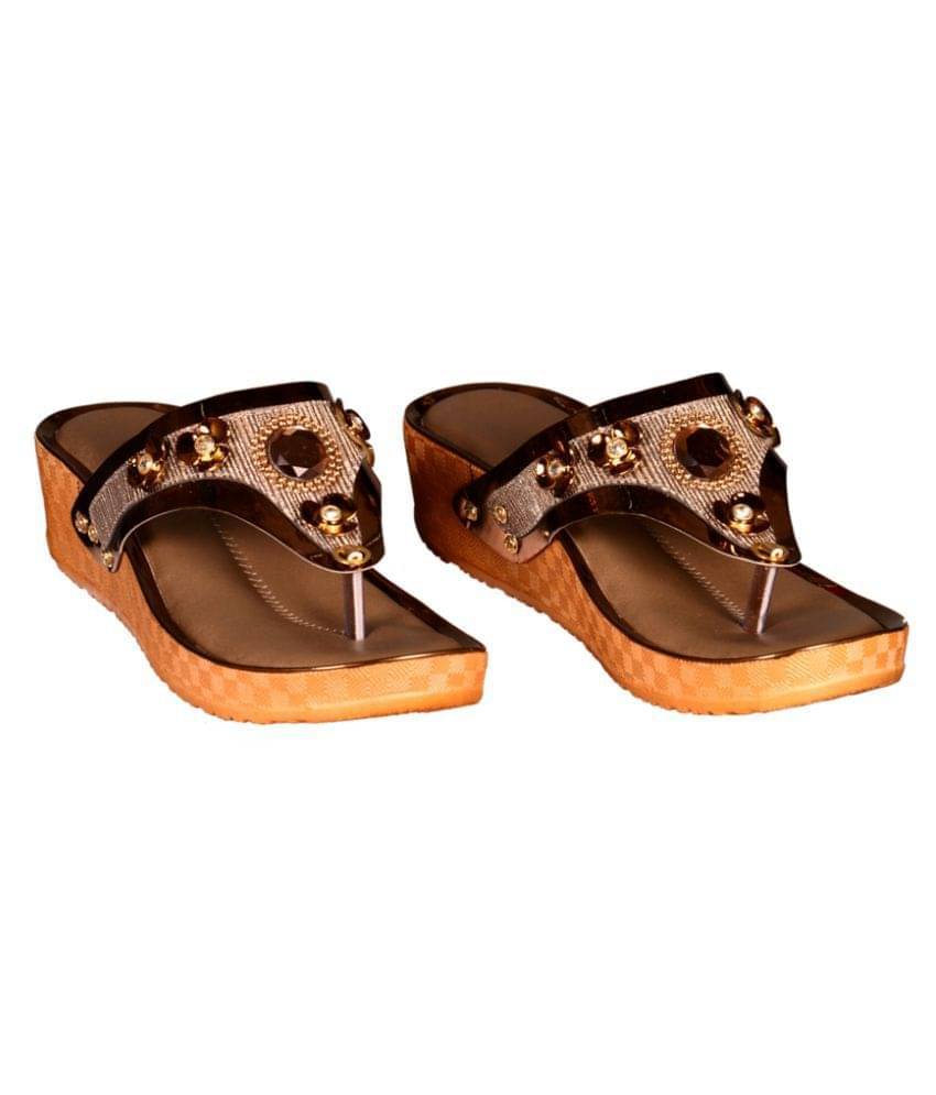    			Footprints Gold Women's Slip On Heels