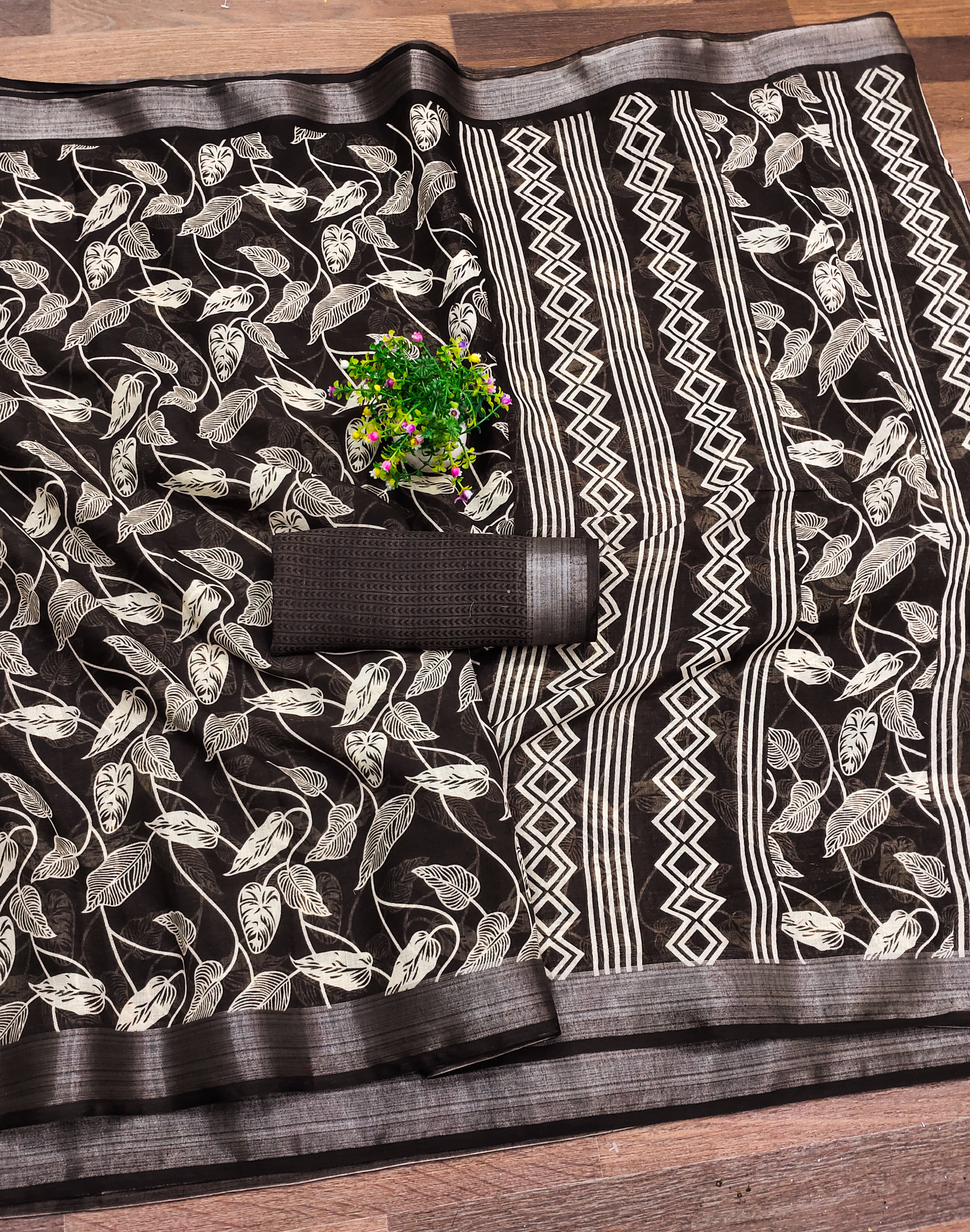 HEMA SILK MILLS Linen Printed Saree With Unstitched Blouse Piece ( Coffee ) - Sarees | Buy online on ZillyBuy