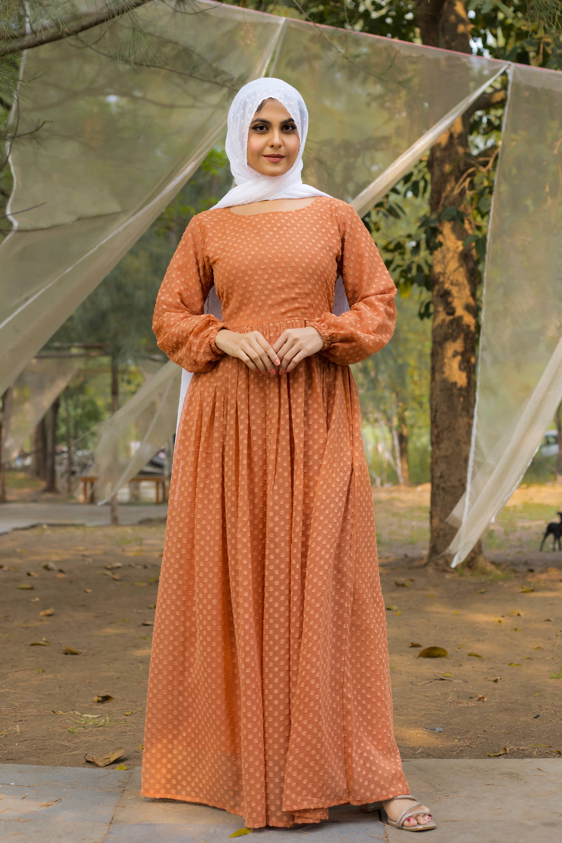     			SARINKU Georgette Burqa without Hijab Beige ( Pack of 1 )