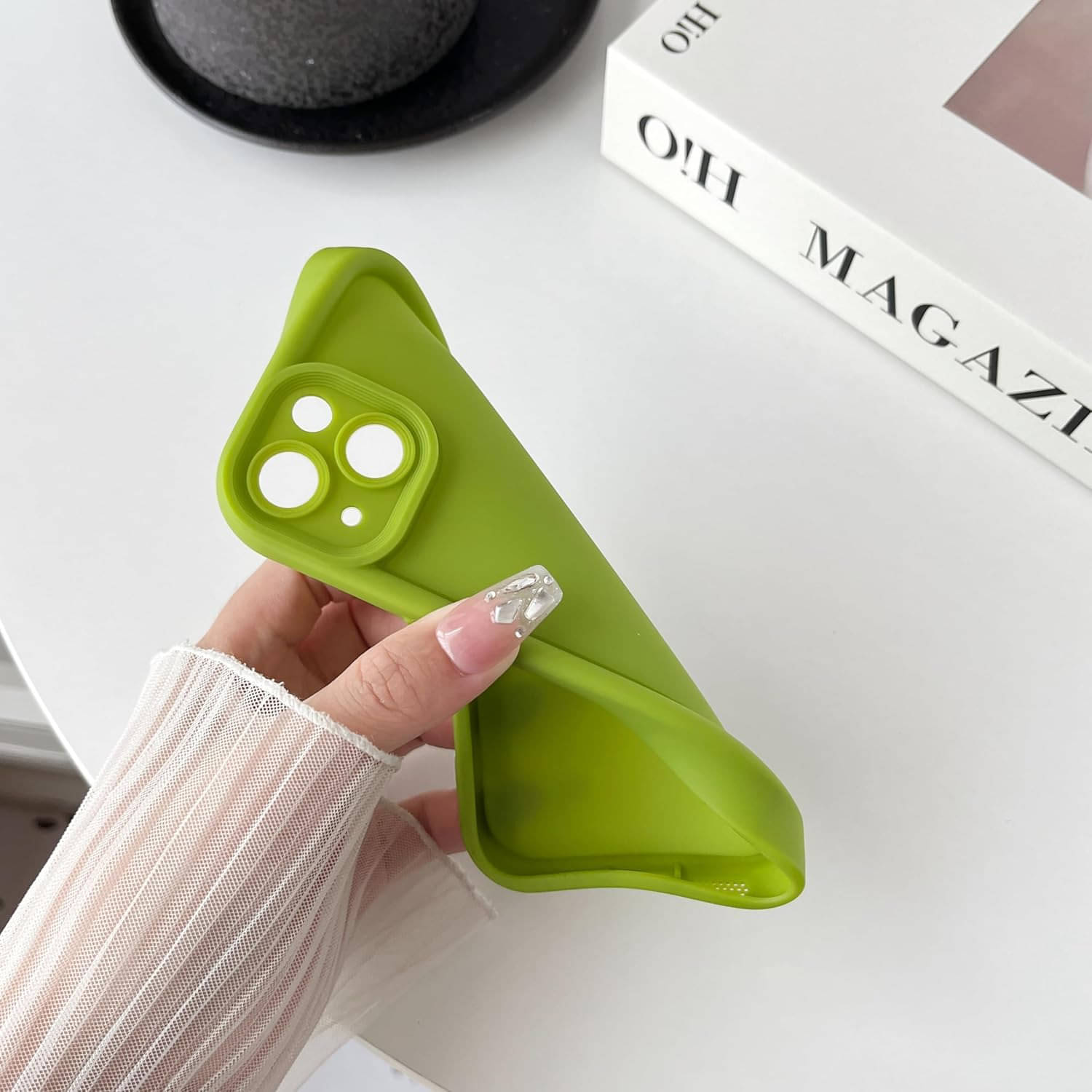     			Scalebee Silicon Soft cases Compatible For Silicon Apple IPHONE 15 ( )