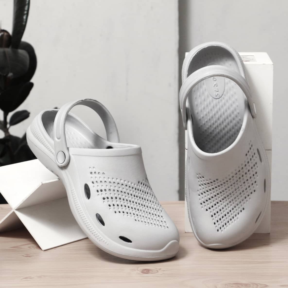 TR - Grey Men's Clogs