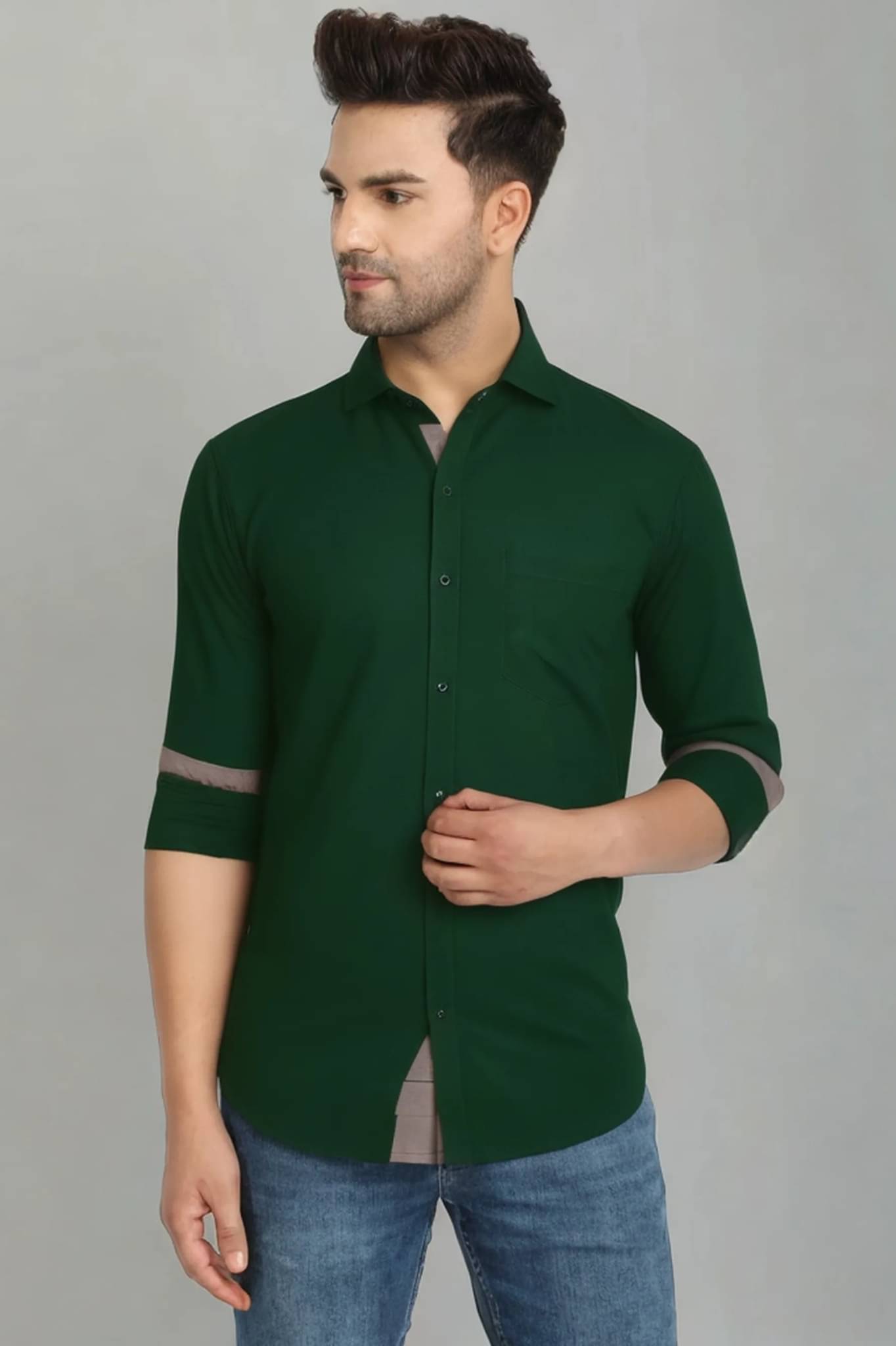     			VERTUSY Cotton Blend Regular Fit Solids Full Sleeves Men's Casual Shirt - Green ( Pack of 1 )