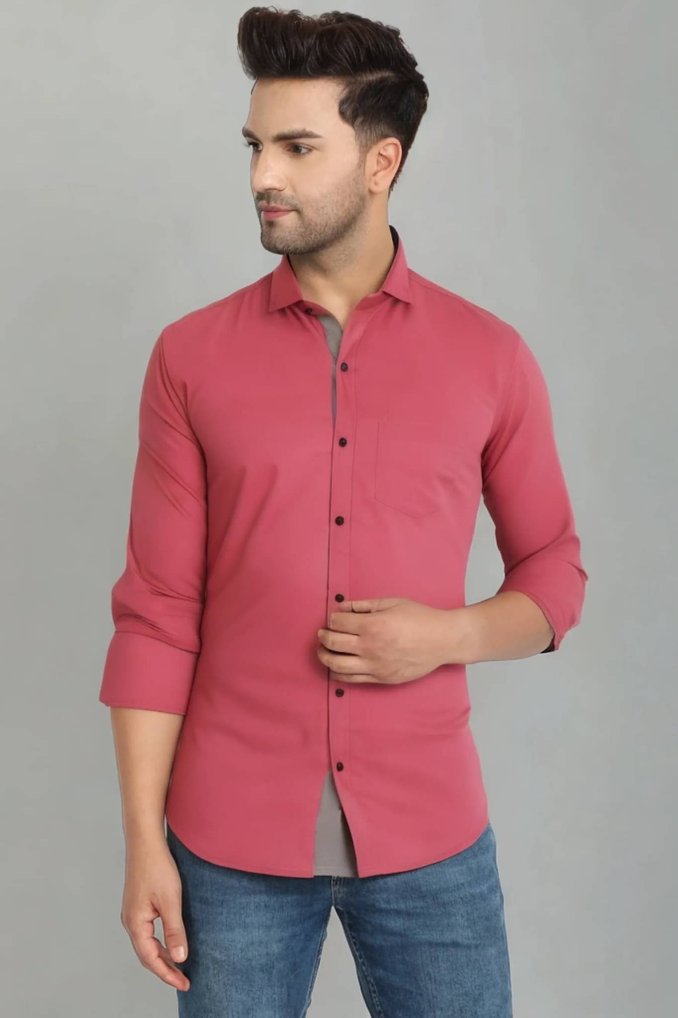     			VERTUSY Cotton Blend Regular Fit Solids Full Sleeves Men's Casual Shirt - Pink ( Pack of 1 )
