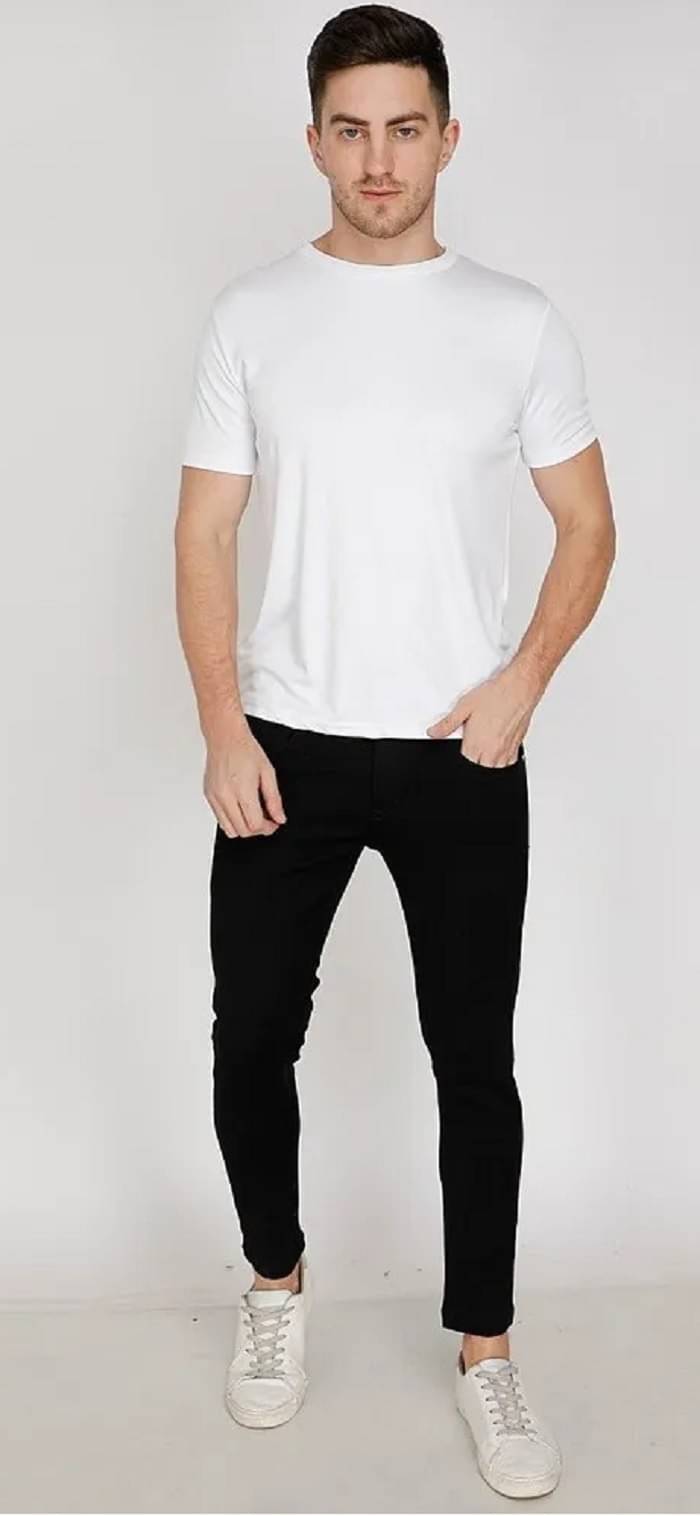 WHATON Skinny Fit Basic Men's Jeans - Black ( Pack of 1 ) WHATON Skinny Fit Basic Men's Jeans - Black ( Pack of 1 )