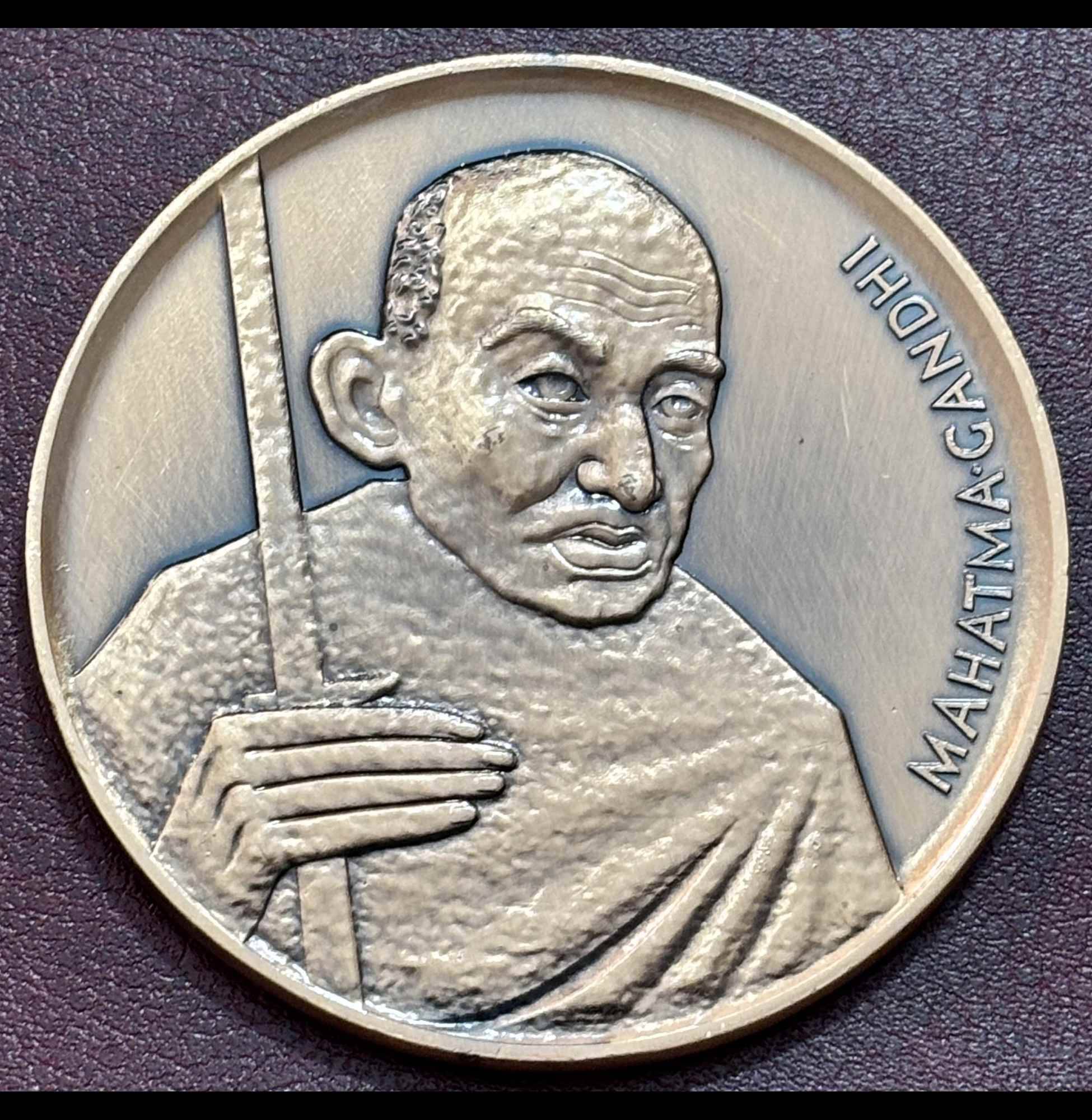     			BIG SIZE 1948 MAHATMA GANDHI 100 GRAMS EX RARE MEDAL COIN