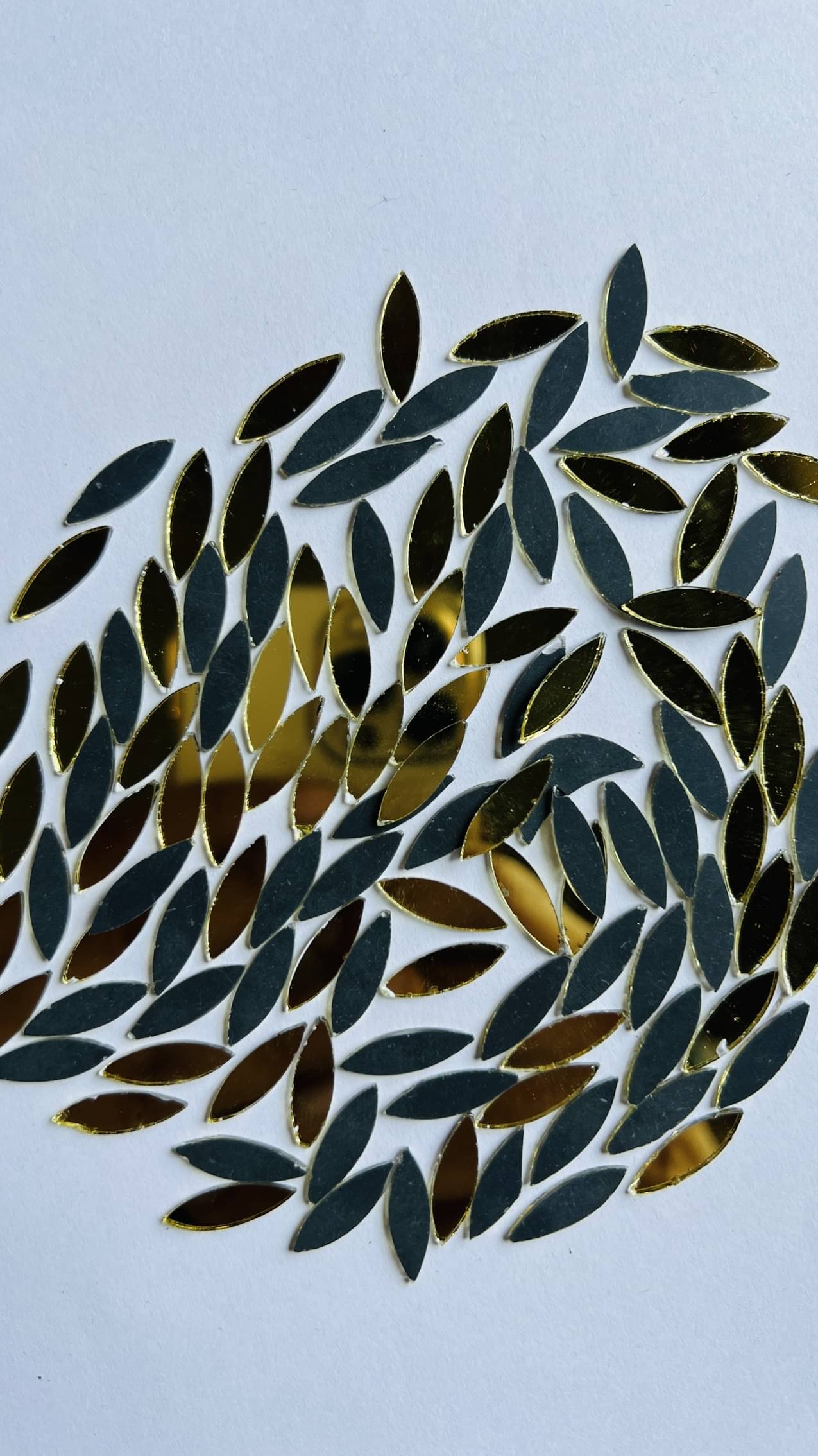     			MIRROR GLASS WORLDWIDE Glass Golden Fancy Shape for Embroidery Art, 5*16mm 680pis 100gm ( Pack of 1 )