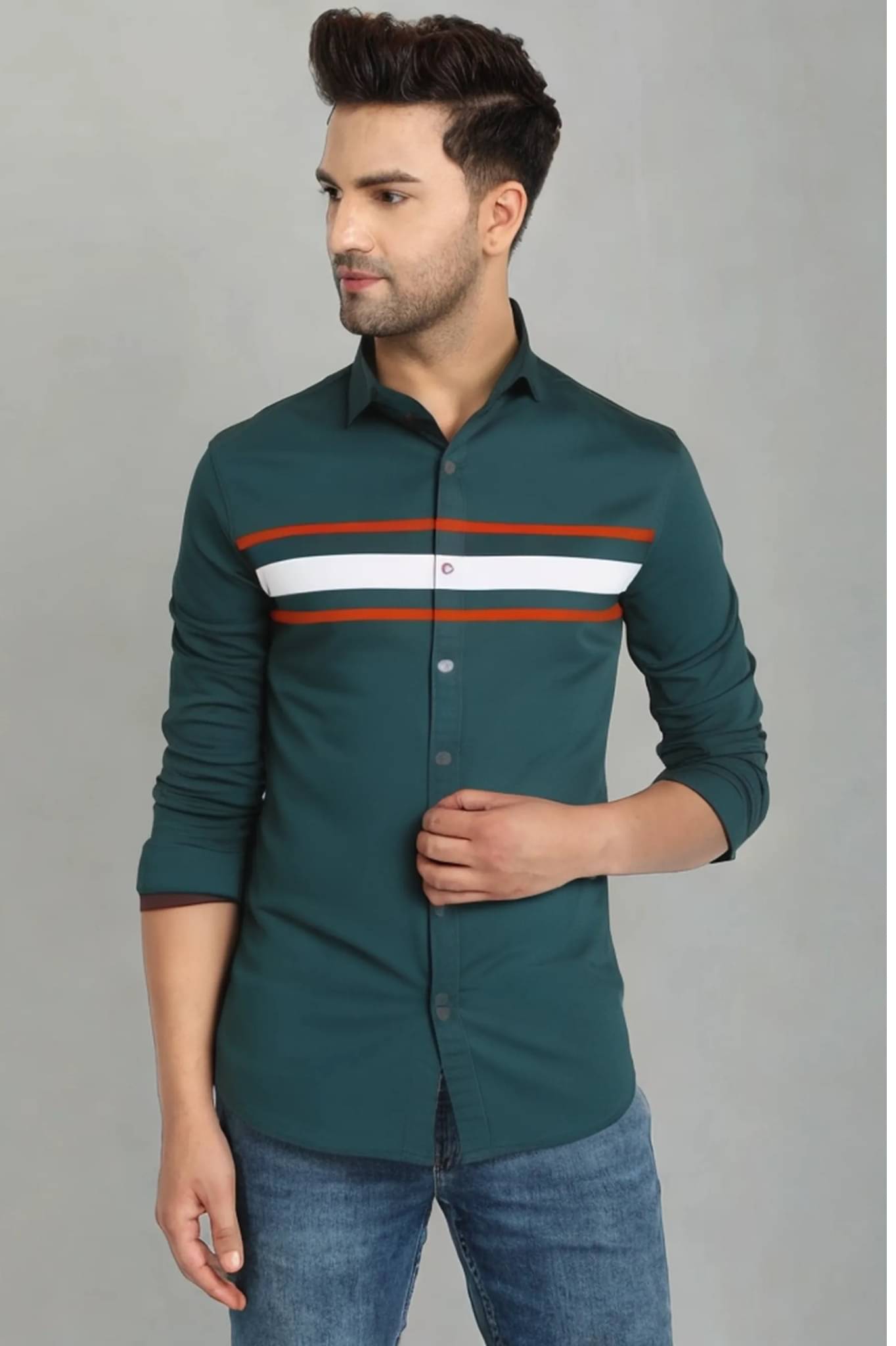 VERTUSY Cotton Blend Regular Fit Striped Full Sleeves Men's Casual Shirt - Green ( Pack of 1 ) VERTUSY Cotton Blend Regular Fit Striped Full Sleeves Men's Casual Shirt - Green ( Pack of 1 )