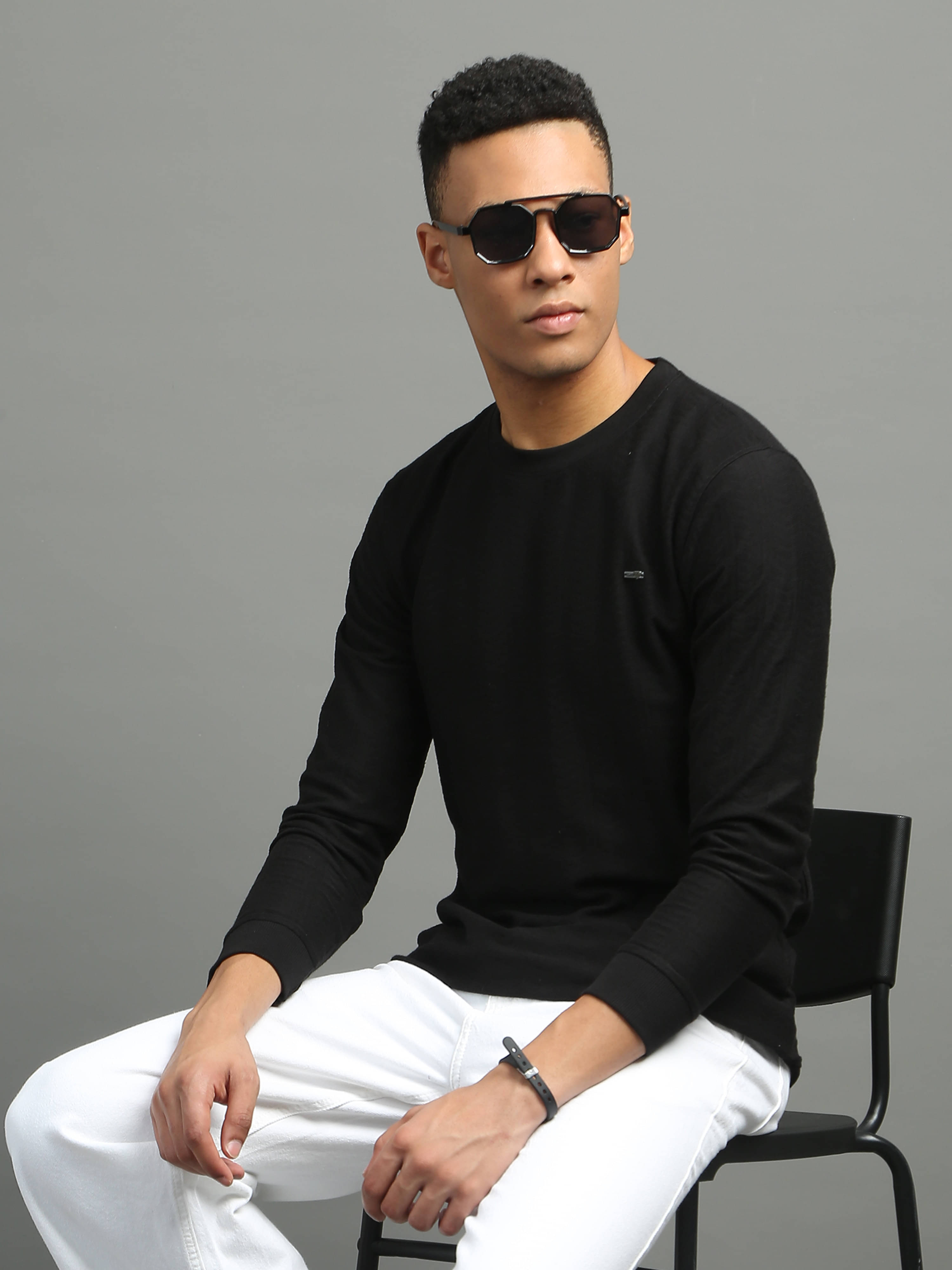     			FROSEN FOX Cotton Blend Round Neck Men's Sweatshirt - Black ( Pack of 1 )