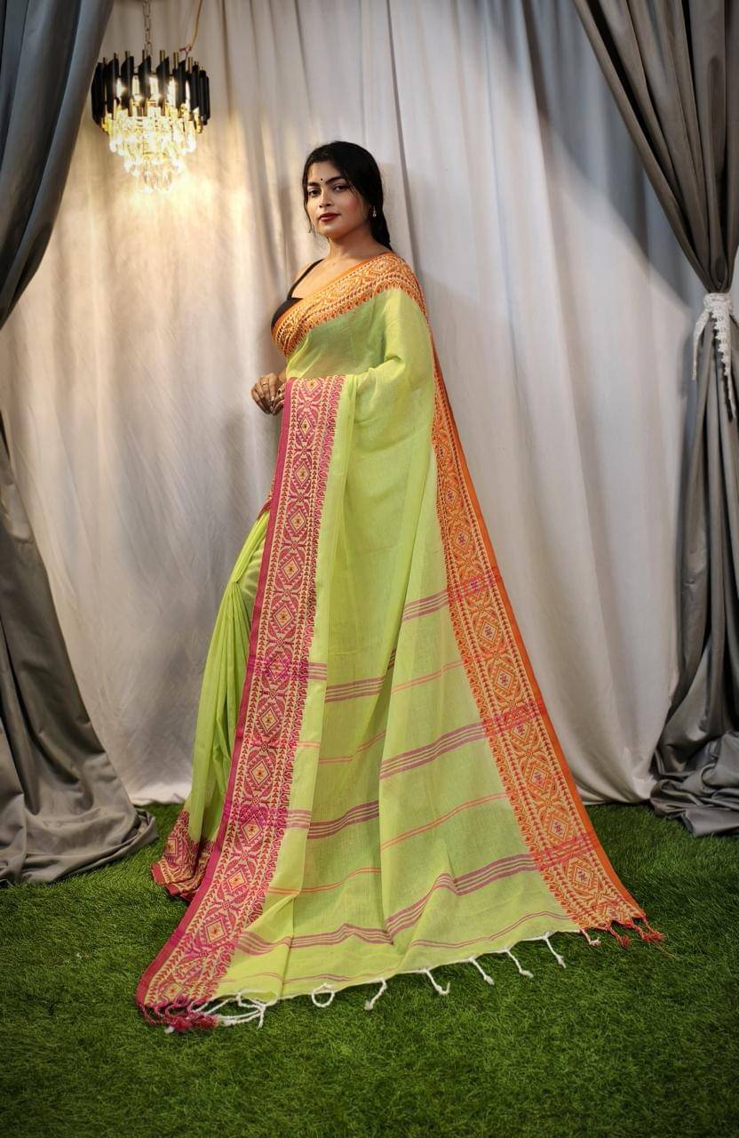     			SARADA HANDLOOM Cotton Self Design Saree With Unstitched Blouse Piece ( Fluorescent Green )