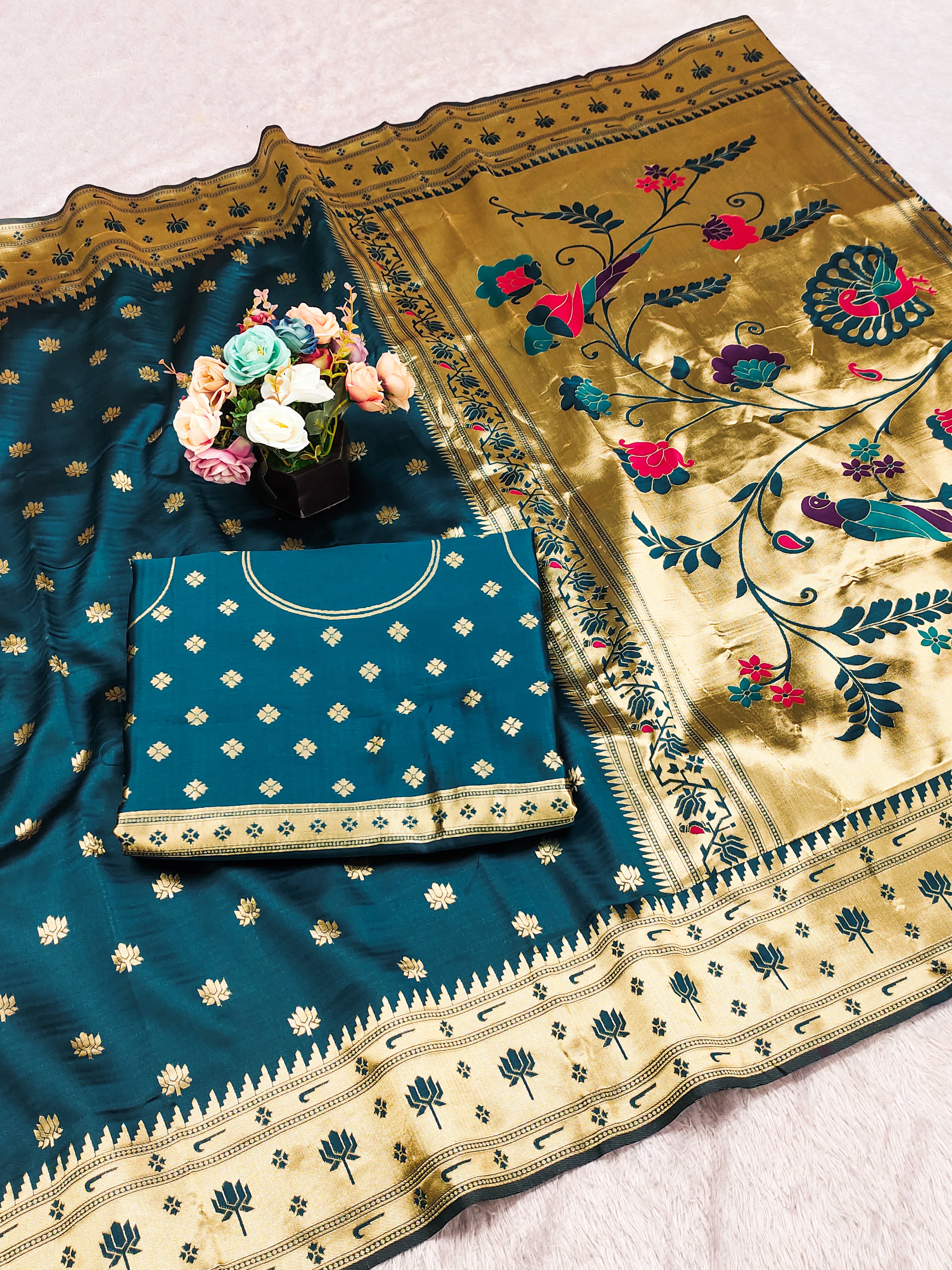     			Sindharat Fashion Banarasi Silk Woven Saree With Unstitched Blouse Piece ( Rama )