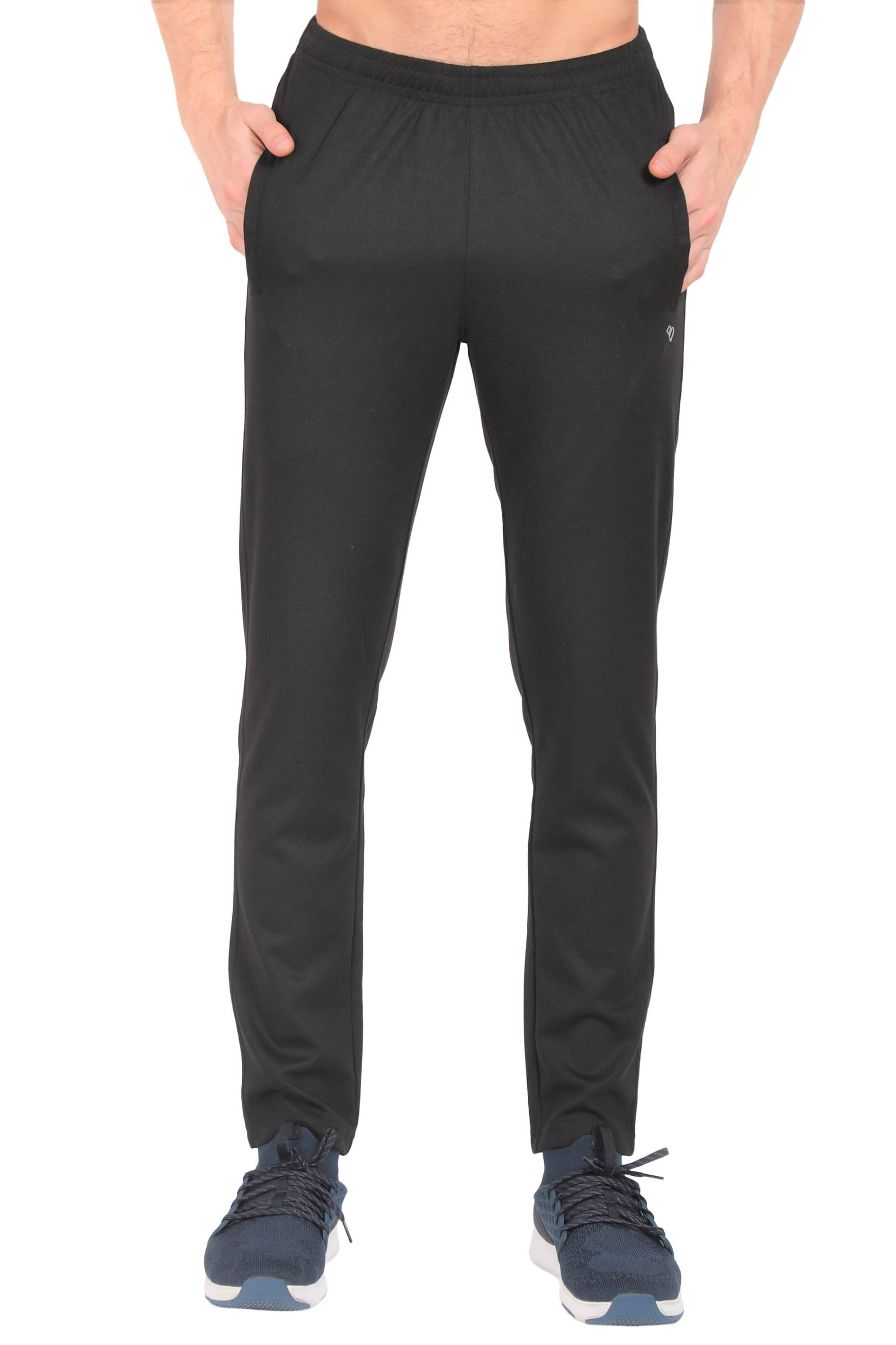     			beUNIQ Black Cotton Blend Men's Trackpants ( Pack of 1 )