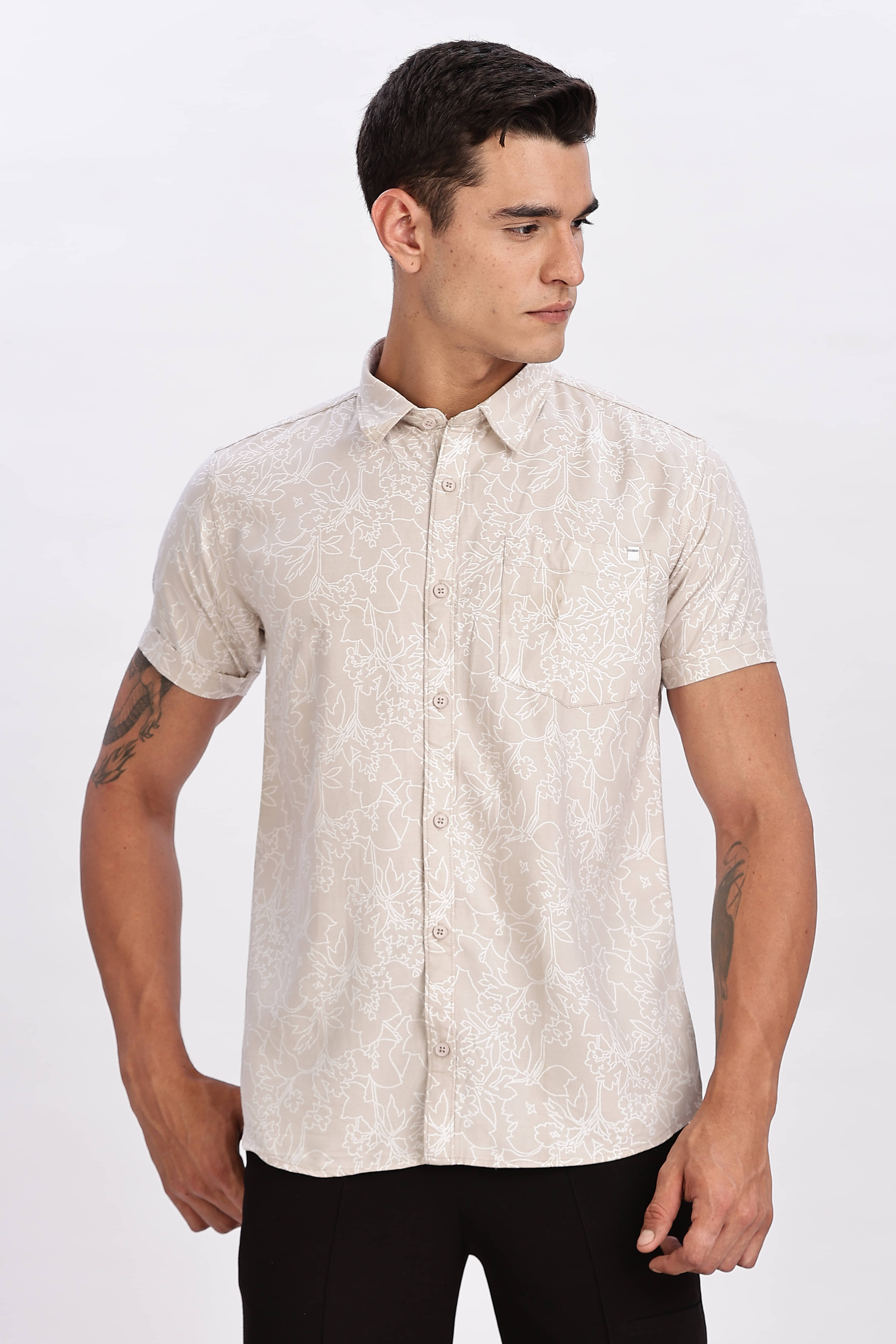     			COLOR HUNT Rayon Regular Fit Printed Half Sleeves Men's Casual Shirt - Brown ( Pack of 1 )