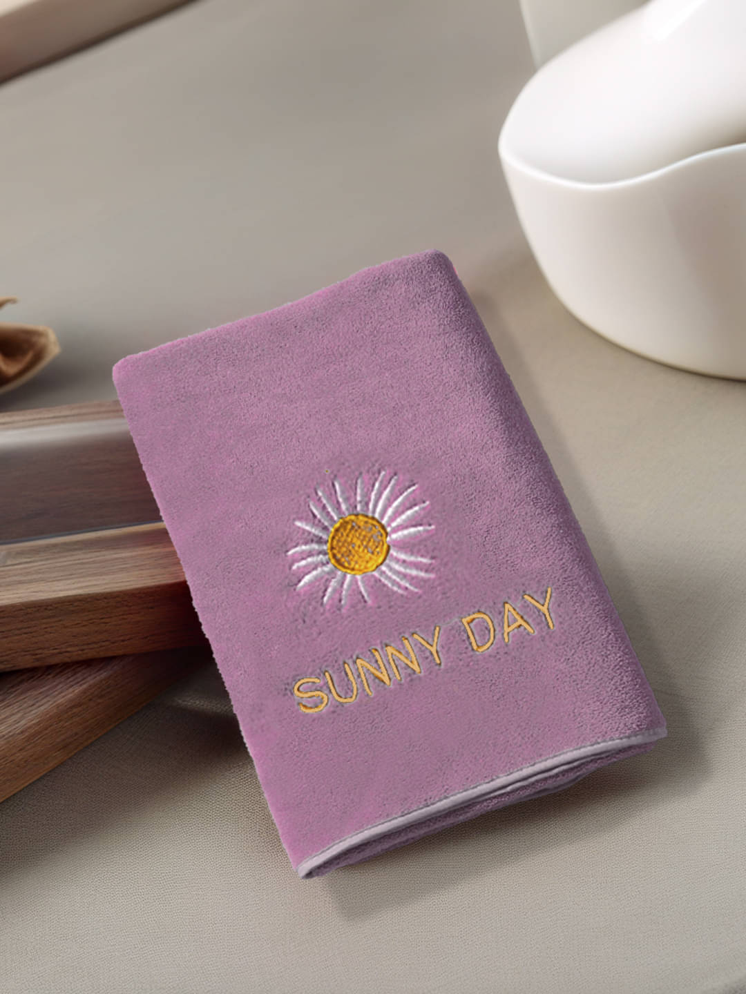     			FABINALIV Pack of 1 Cotton 425 -GSM Bath Towel ( Purple )