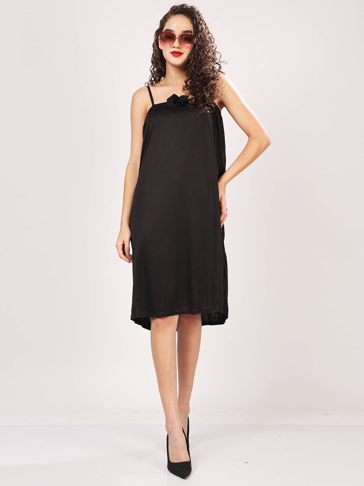     			Finian Women Cotton Blend Solid Fit & Flare Dress ( Black )